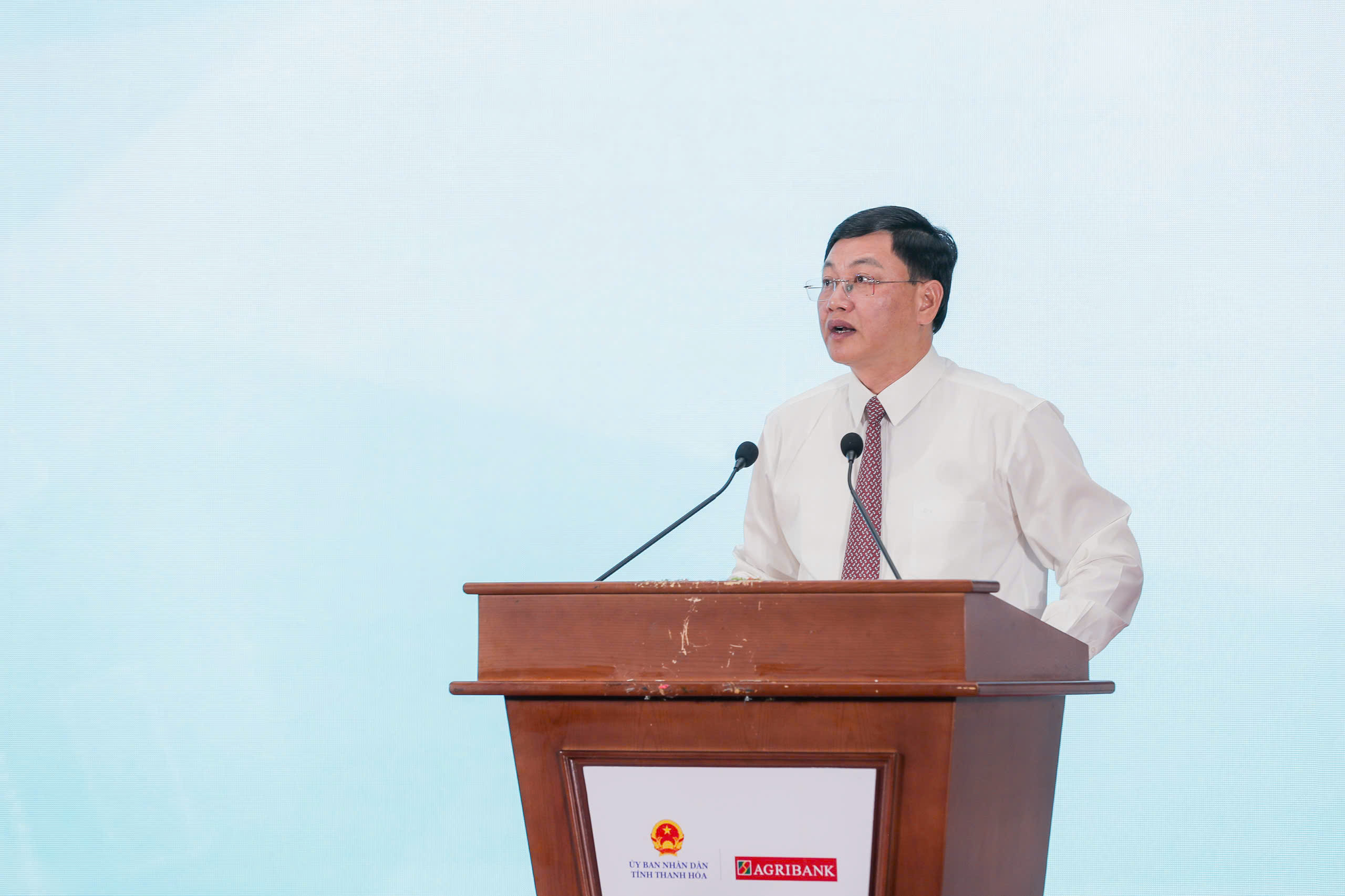 Agribank cùng Thanh Hóa triển khai Kiosk hành chính công thông minh - Ảnh 2.