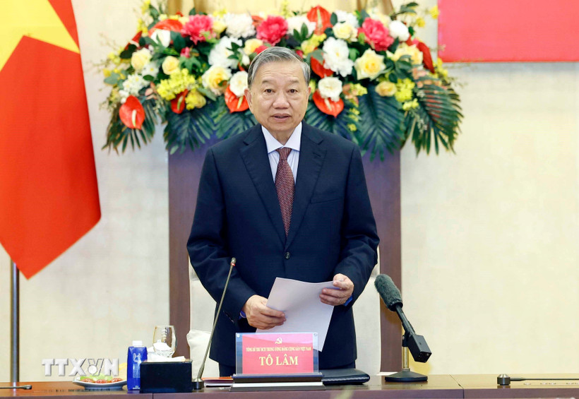 Tổng Bí thư Tô Lâm: Không để nợ thể chế trở thành điểm nghẽn của phát triển - Ảnh 1.
