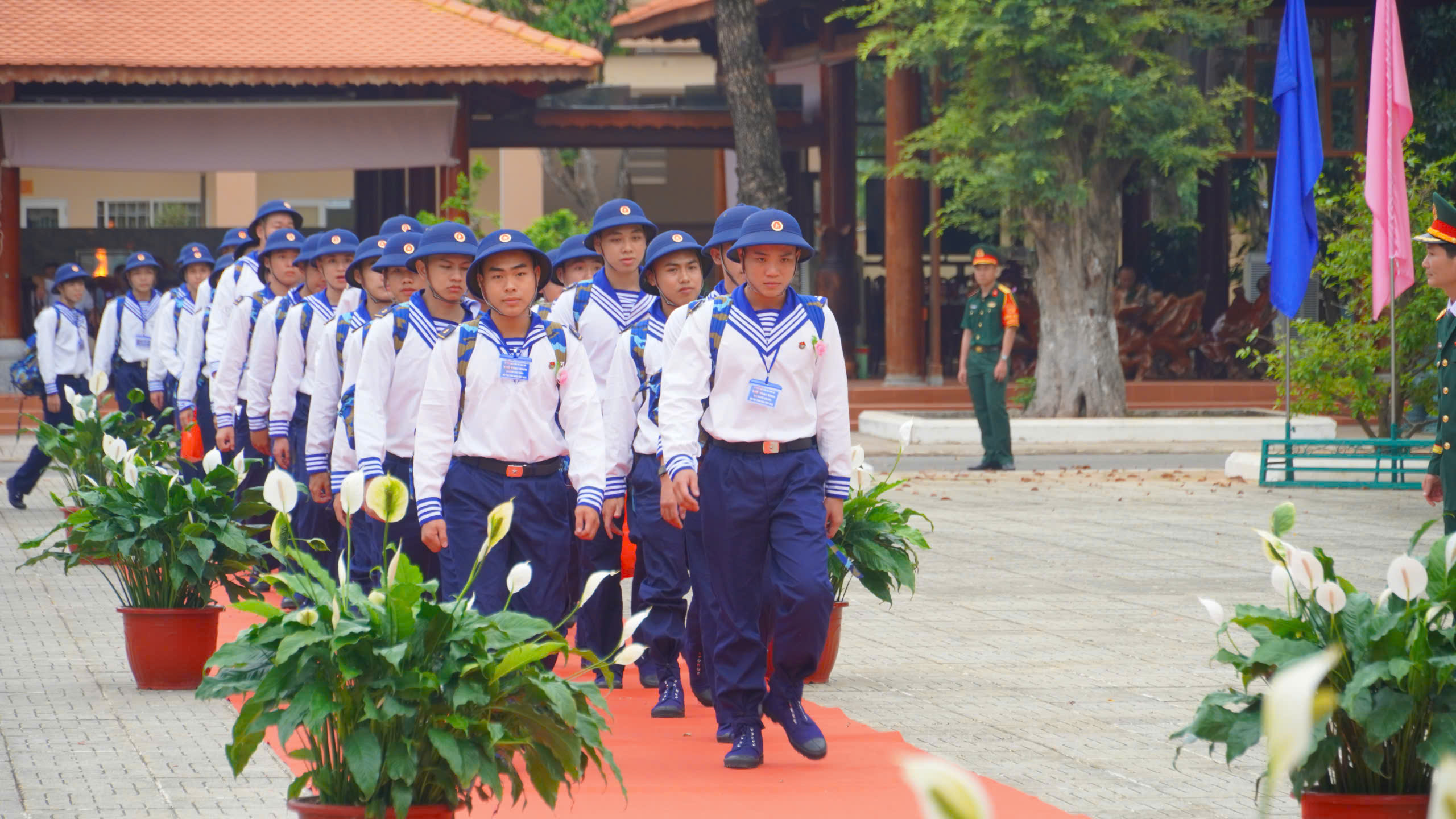 Sẵn s&agrave;ng nhận nhiệm vụ, r&egrave;n luyện v&igrave; Tổ quốc - Ảnh 8.