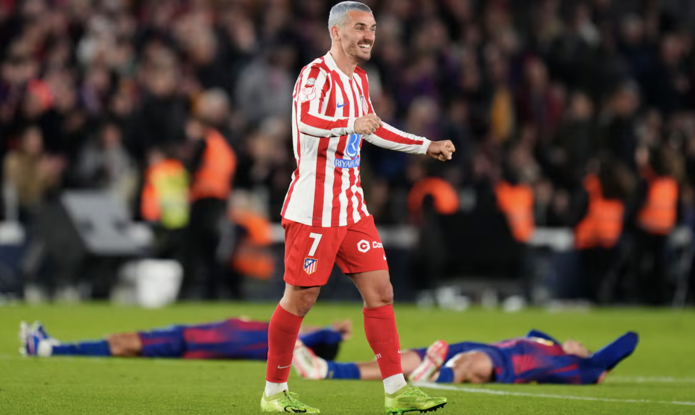 Đ&aacute;nh bại Atletico Madrid, Barcelona vuột tấm v&eacute; dự chung kết C&uacute;p Nh&agrave; vua - Ảnh 5.