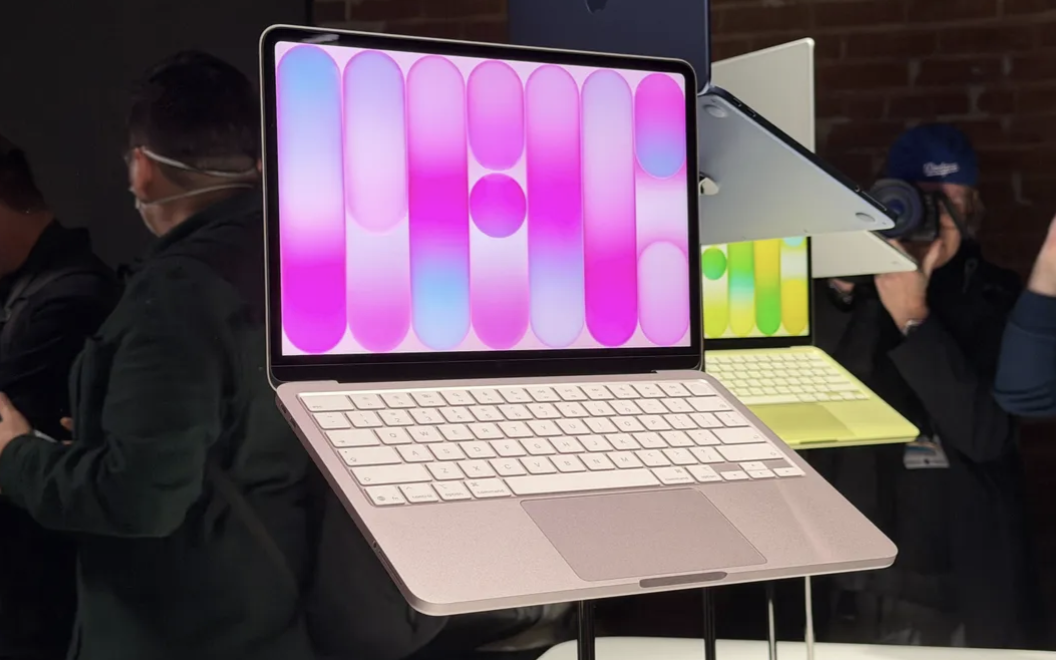 Apple chính thức ra mắt MacBook Neo, giá chưa bằng 1 chỉ vàng miếng SJC