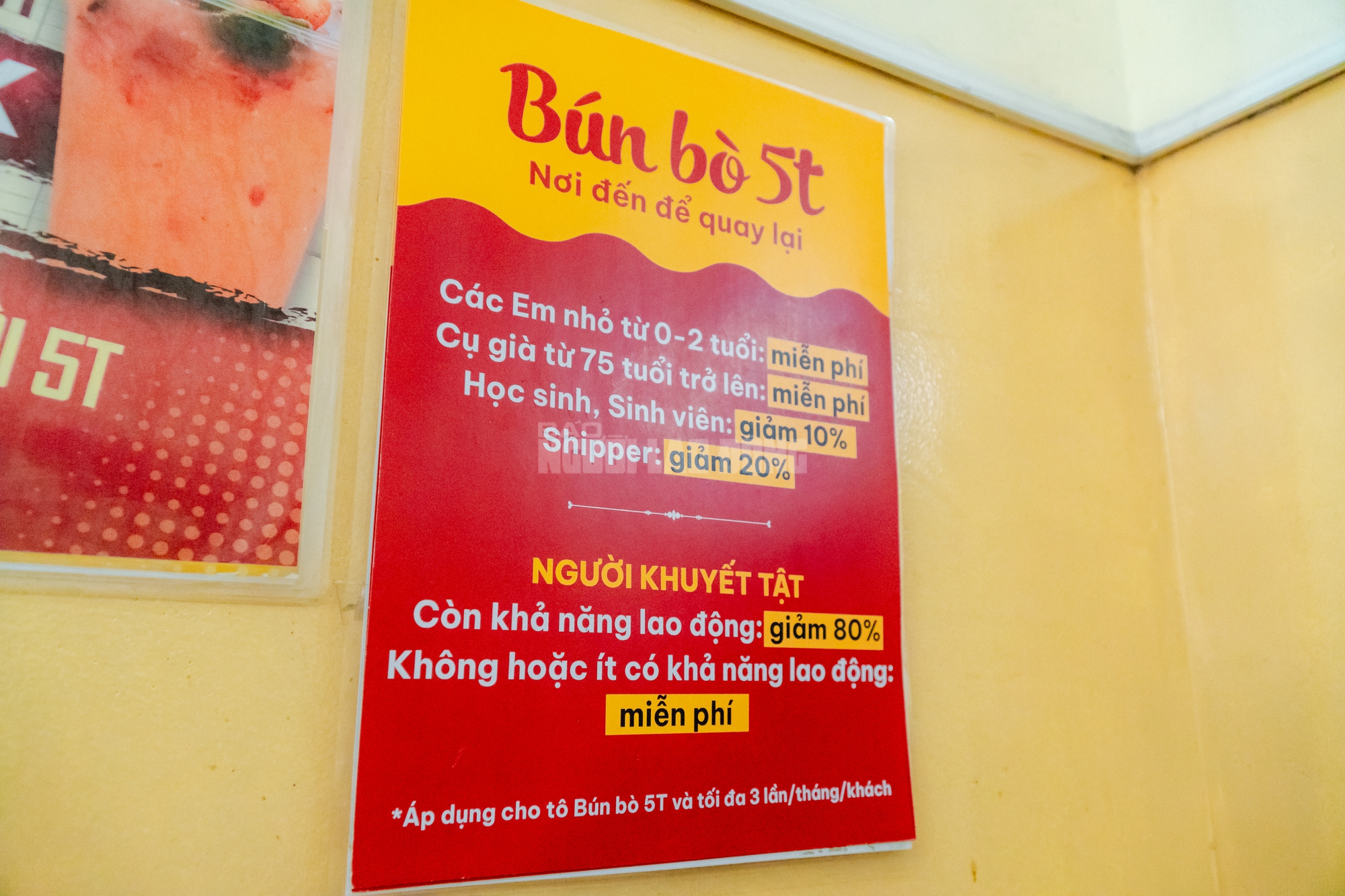 VIDEO: Qu&aacute;n b&uacute;n b&ograve; miễn ph&iacute; t&ocirc; lớn 60.000 đồng tại TPHCM - Ảnh 2.