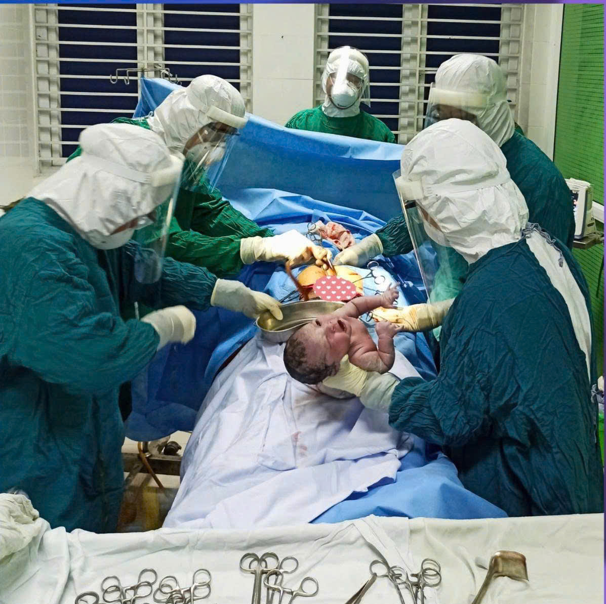 Y, bác sĩ Huế trổ tài... chụp ảnh - Ảnh 1.