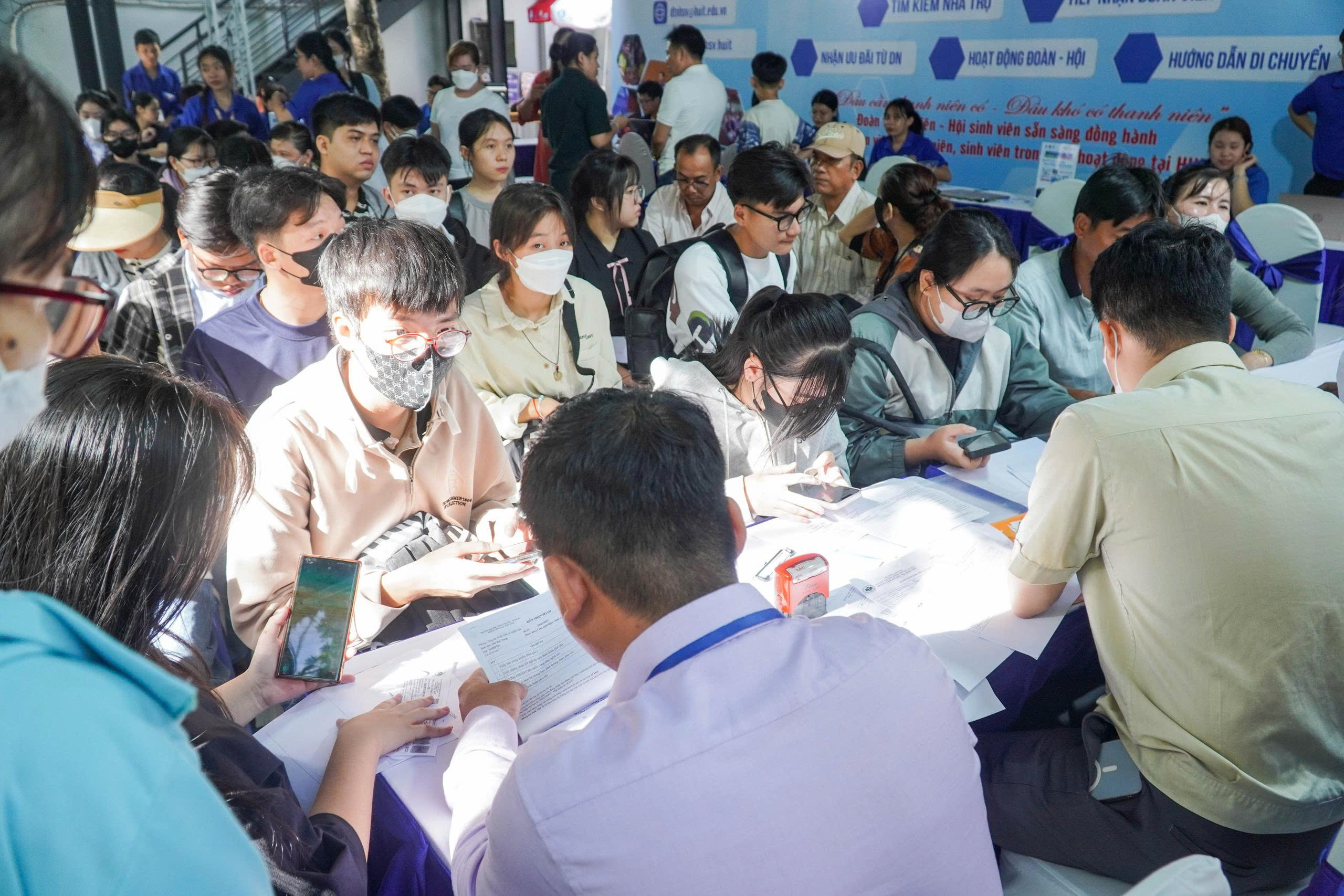 Điểm danh các ngành học "hot" nhất mùa tuyển sinh ĐH năm 2026 - Ảnh 1.
