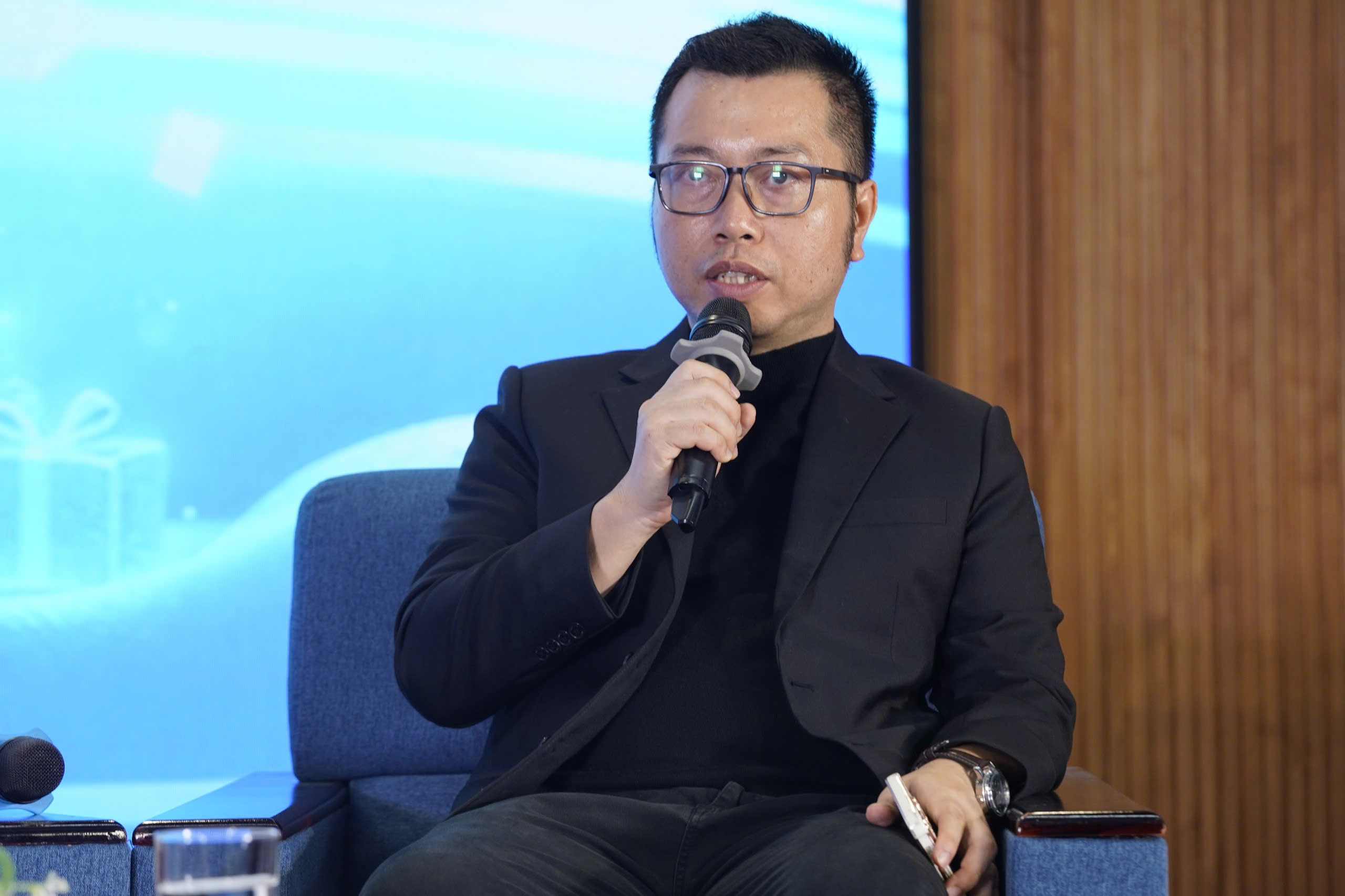 Thương mại điện tử Việt Nam 2026: Sàn tăng phí , Người tiêu dùng chịu thiệt - Ảnh 2.