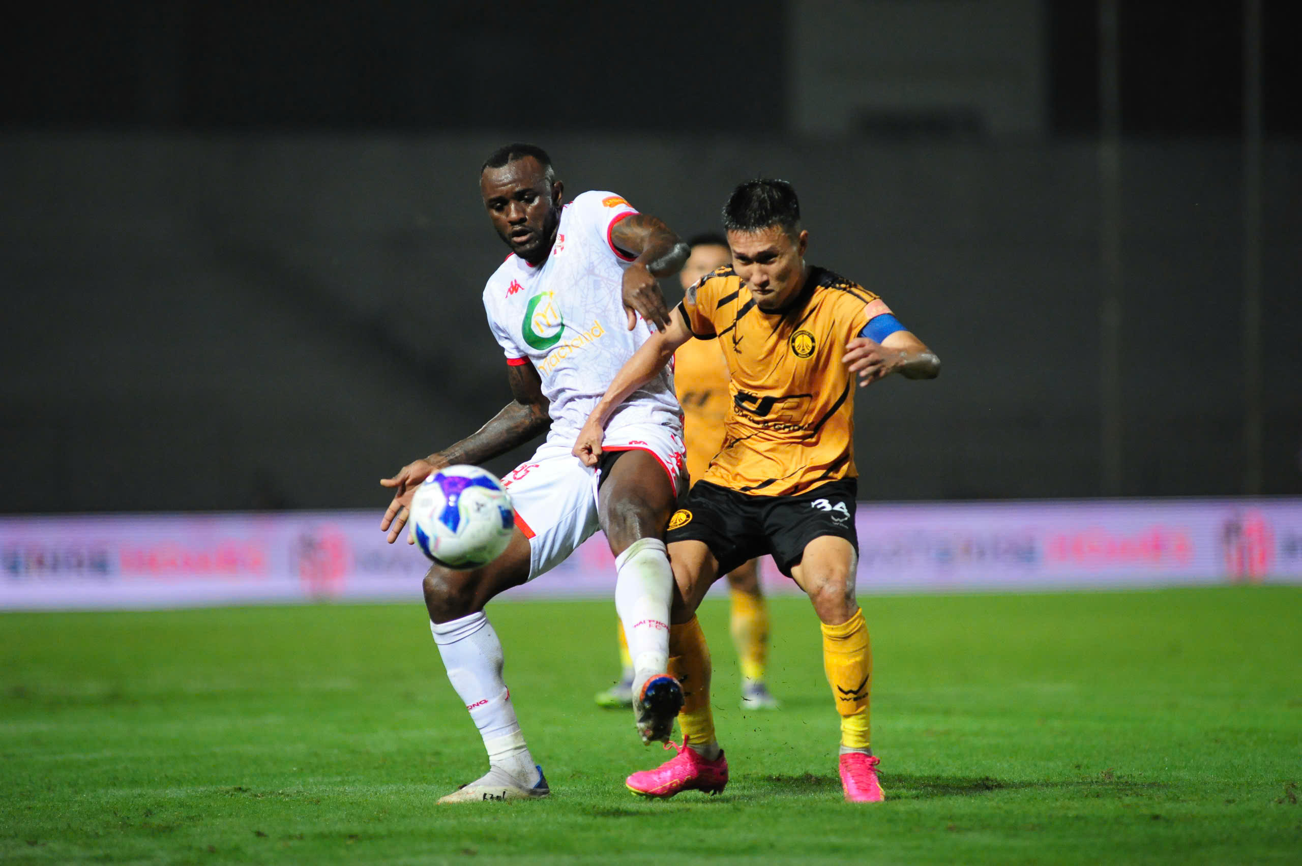 CLB Thanh H&oacute;a hướng mục ti&ecirc;u thắng v&ograve;ng 15 V-League - Ảnh 3.