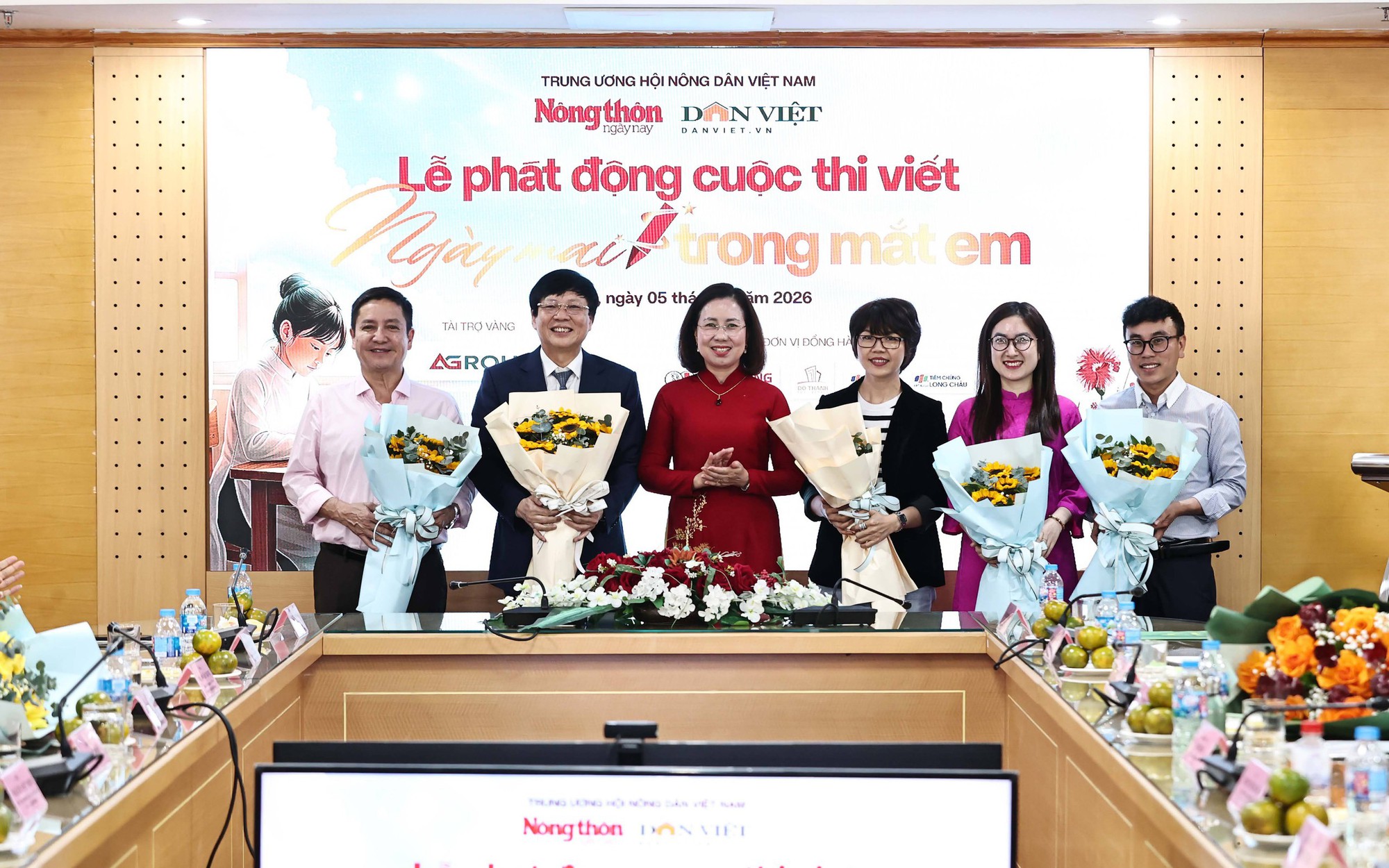 "Ngày mai trong mắt em" chia sẻ những ước mơ tuổi trẻ