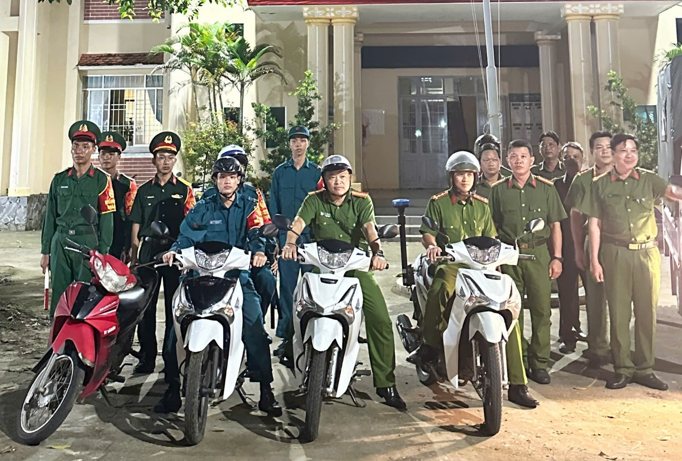 Công an tỉnh An Giang đảm bảo an ninh bầu cử sớm tại Thổ Châu năm 2026 - Ảnh 1.
