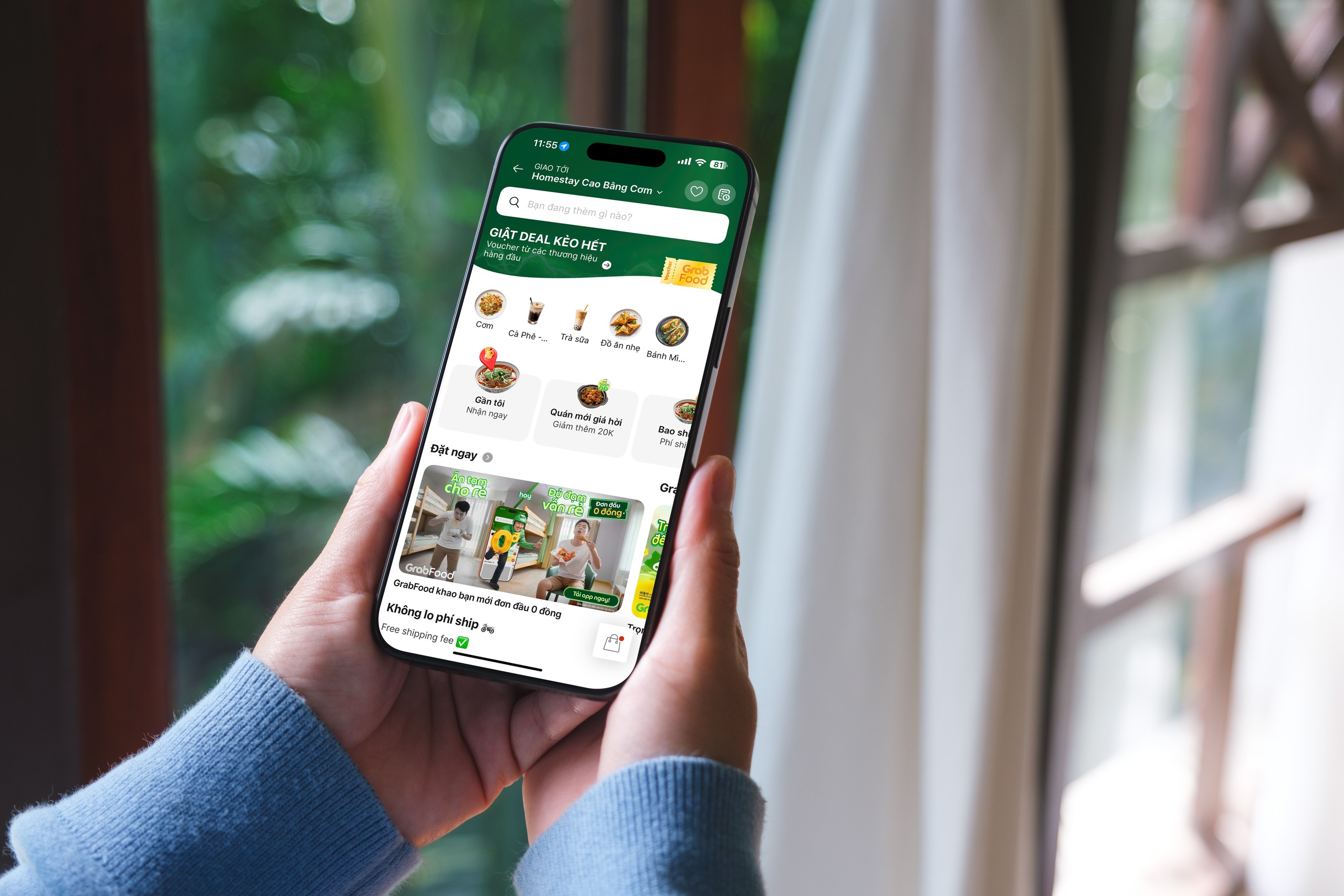 Grab Việt Nam hợp tác Yadea Việt Nam hỗ trợ tài xế chuyển đổi xe máy điện - Ảnh 1.