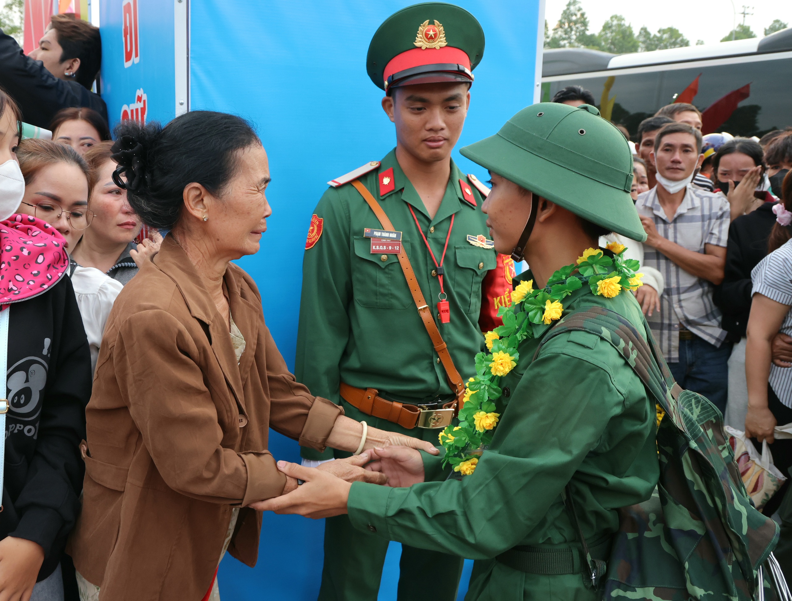 Thông điệp của Chủ tịch UBND TP Cần Thơ tại lễ giao nhận quân 2026 - Ảnh 6.