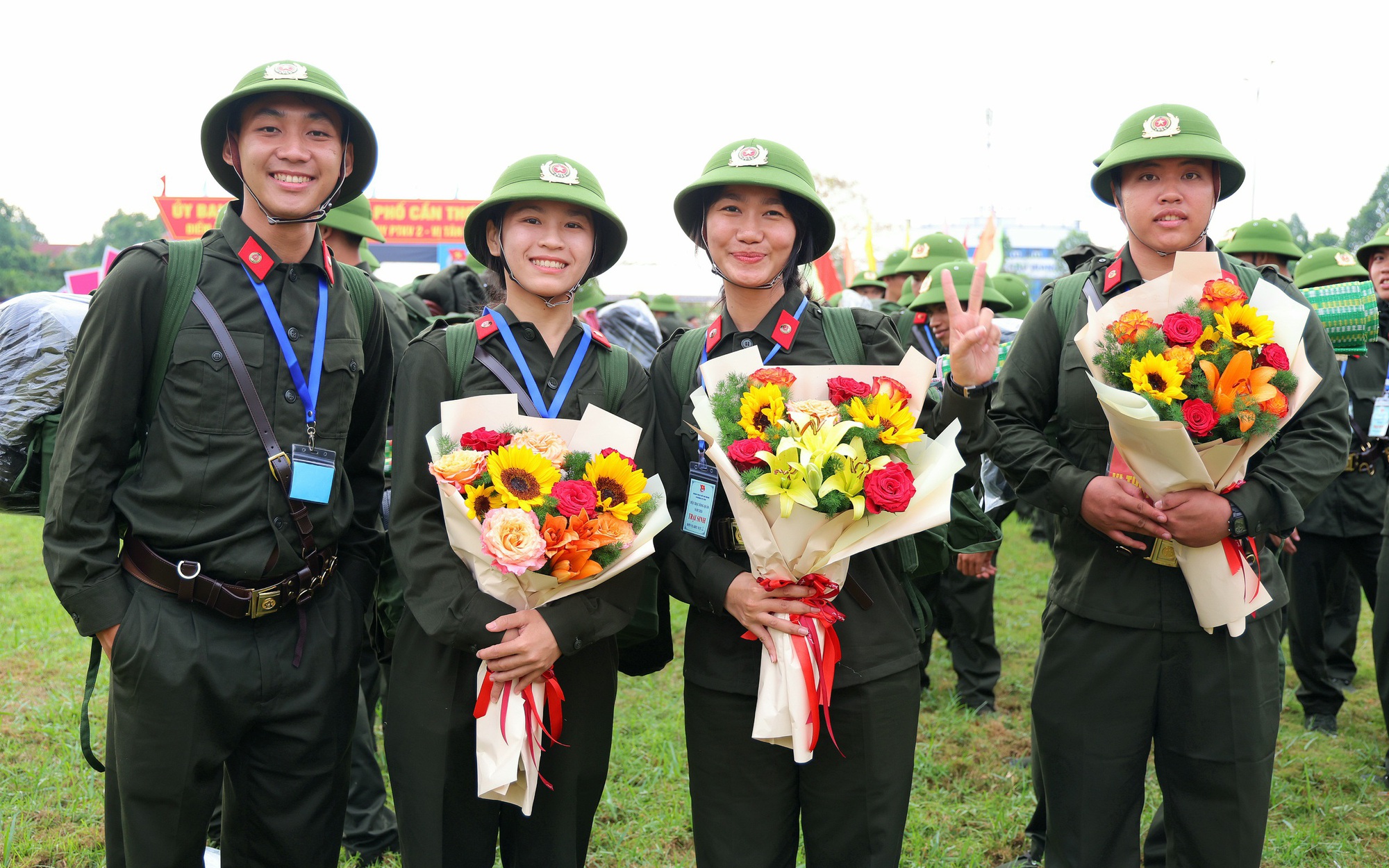 Lời nhắn nhủ xúc động của Chủ tịch UBND TP Cần Thơ tại lễ giao nhận quân