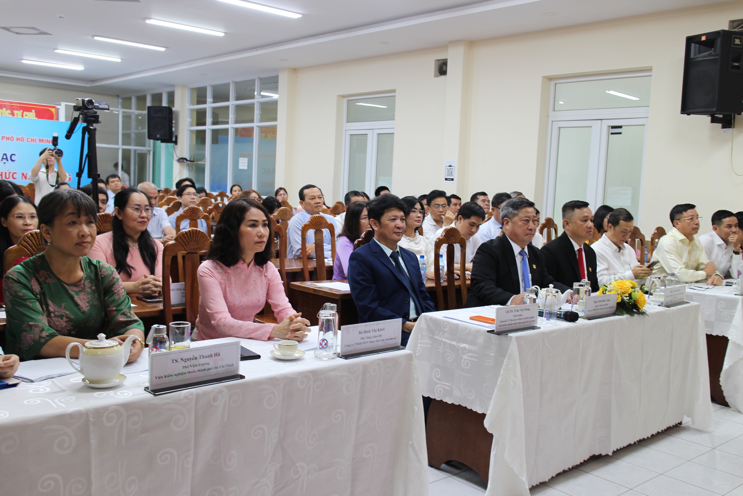 Hợp t&aacute;c nghi&ecirc;n cứu khoa học, chuyển giao c&ocirc;ng nghệ, sản xuất về dược phẩm - Ảnh 2.