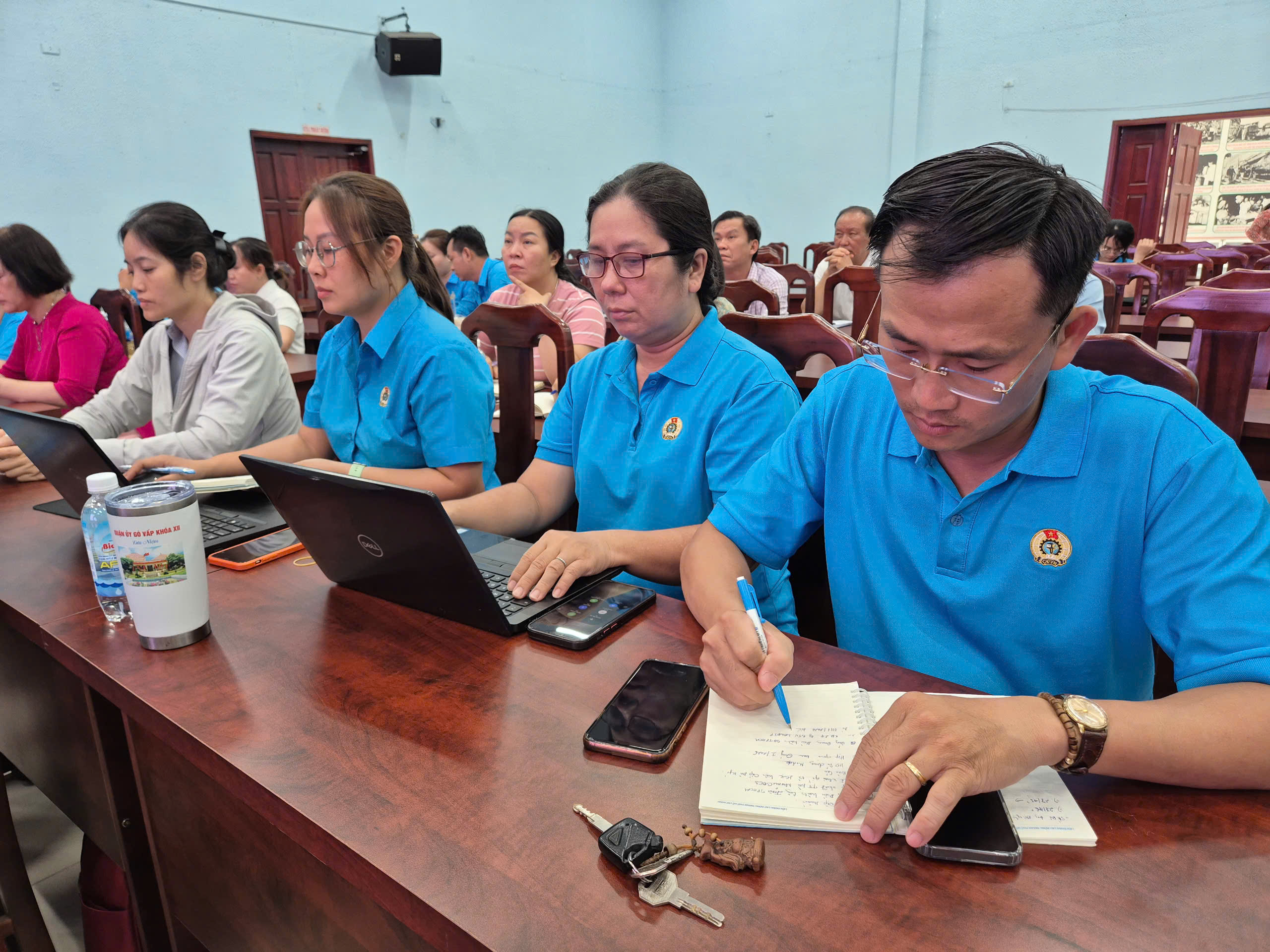 Triển khai ứng dụng điều hành Công đoàn TPHCM đến Công đoàn phường, xã, cơ sở - Ảnh 3.