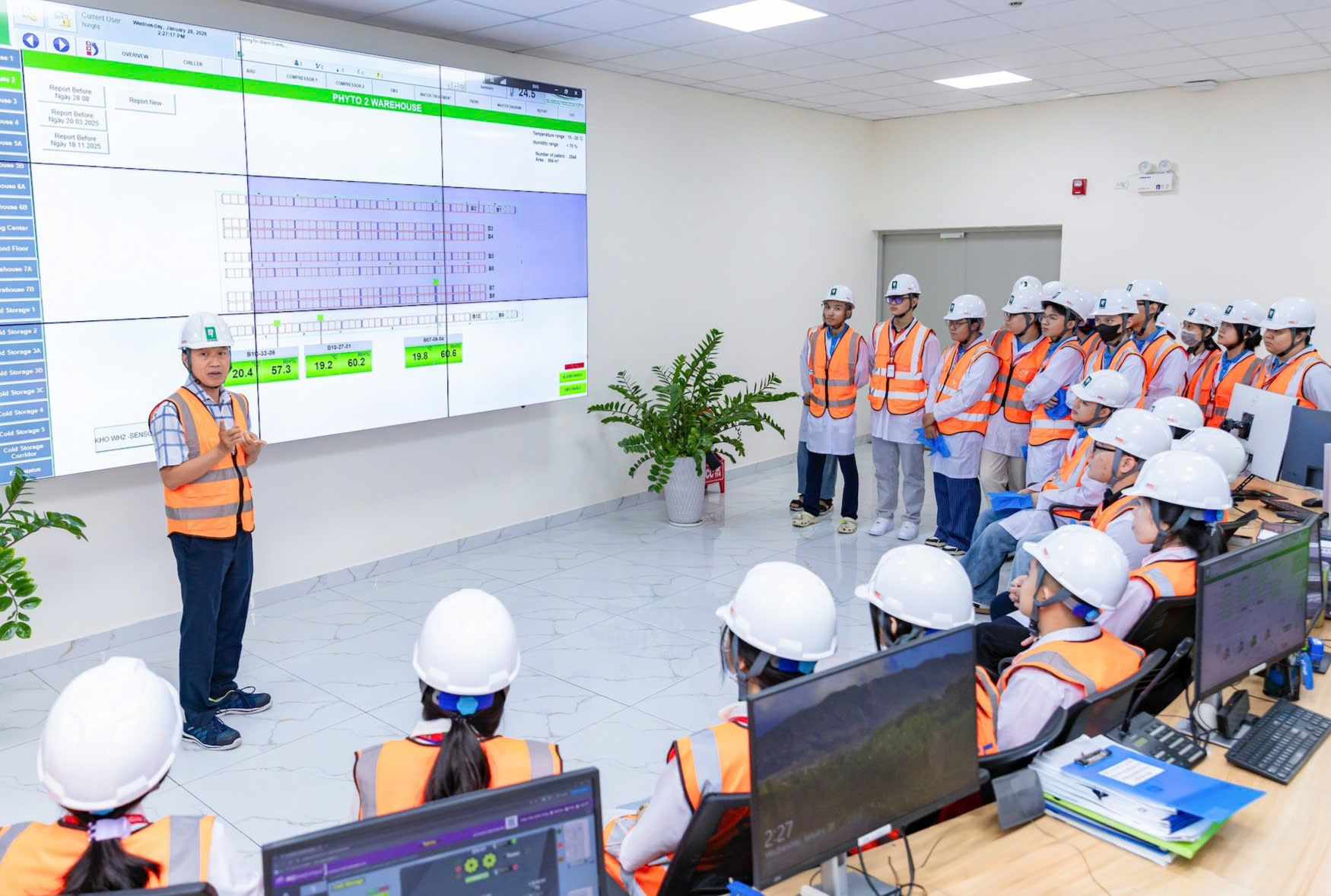 Gỡ "nút thắt" chất lượng nhân lực - Ảnh 1.