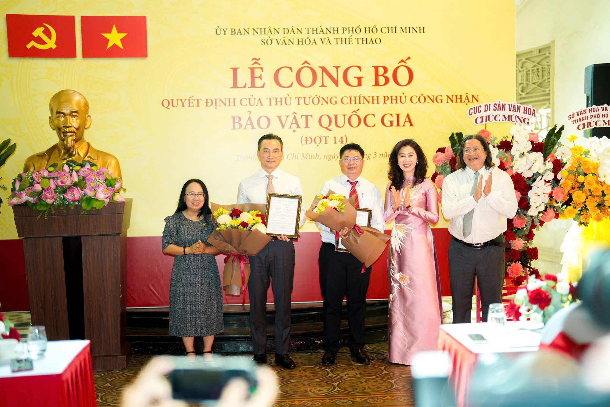 "Đ&aacute;nh thức" bảo vật quốc gia - Ảnh 2.