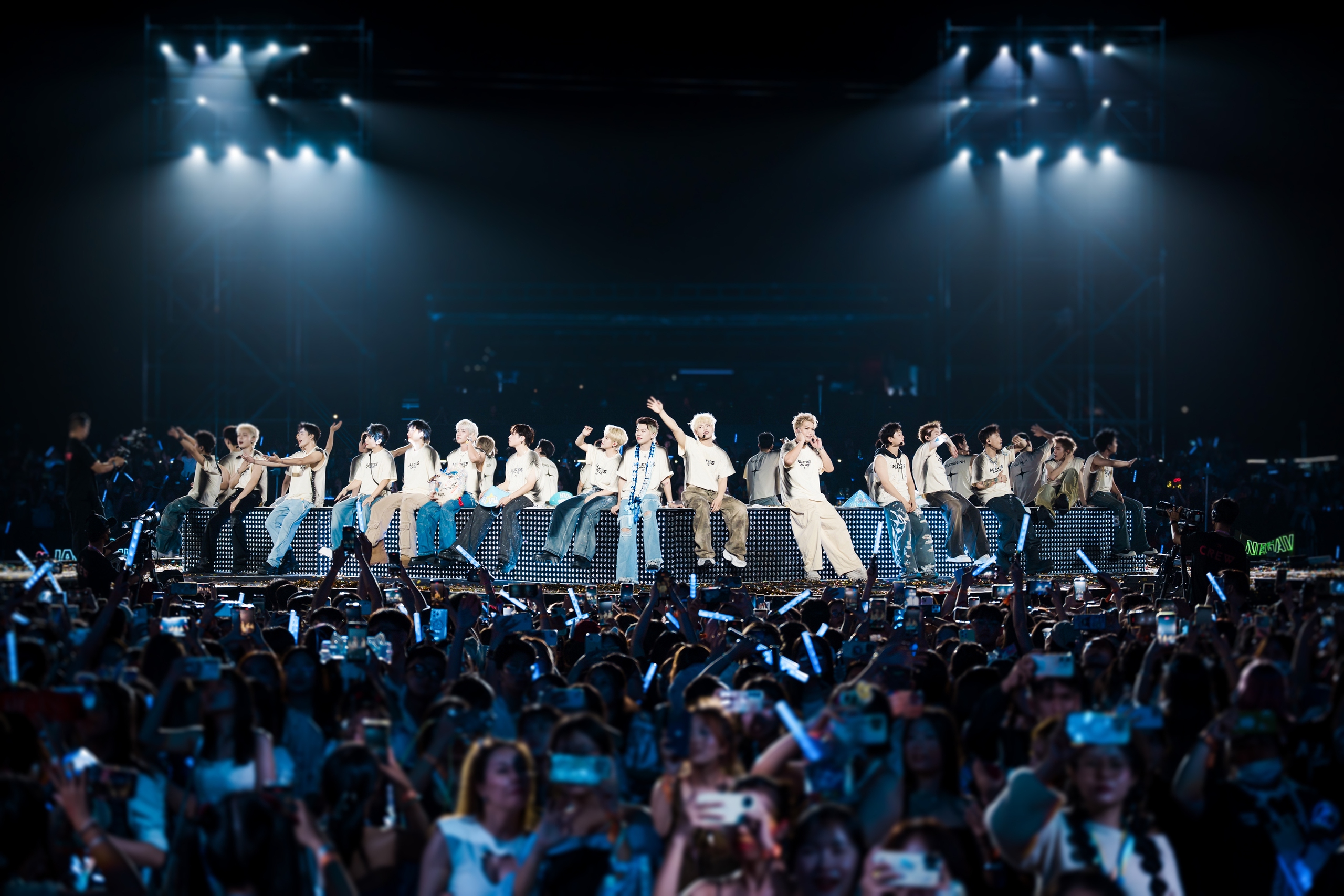 Công bố lý do concert Anh trai "say hi" dời ngày diễn - Ảnh 1.