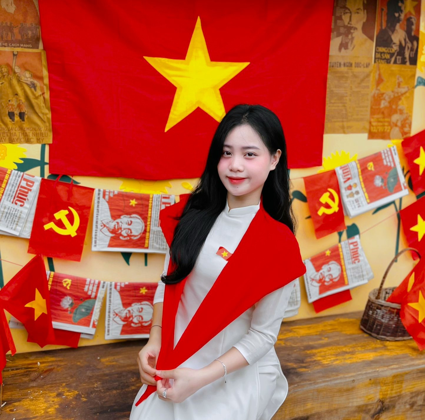Ch&acirc;n dung c&ocirc; gi&aacute;o trẻ, người d&acirc;n tộc Ơ Đu đầu ti&ecirc;n ứng cử v&agrave;o Quốc hội - Ảnh 3.