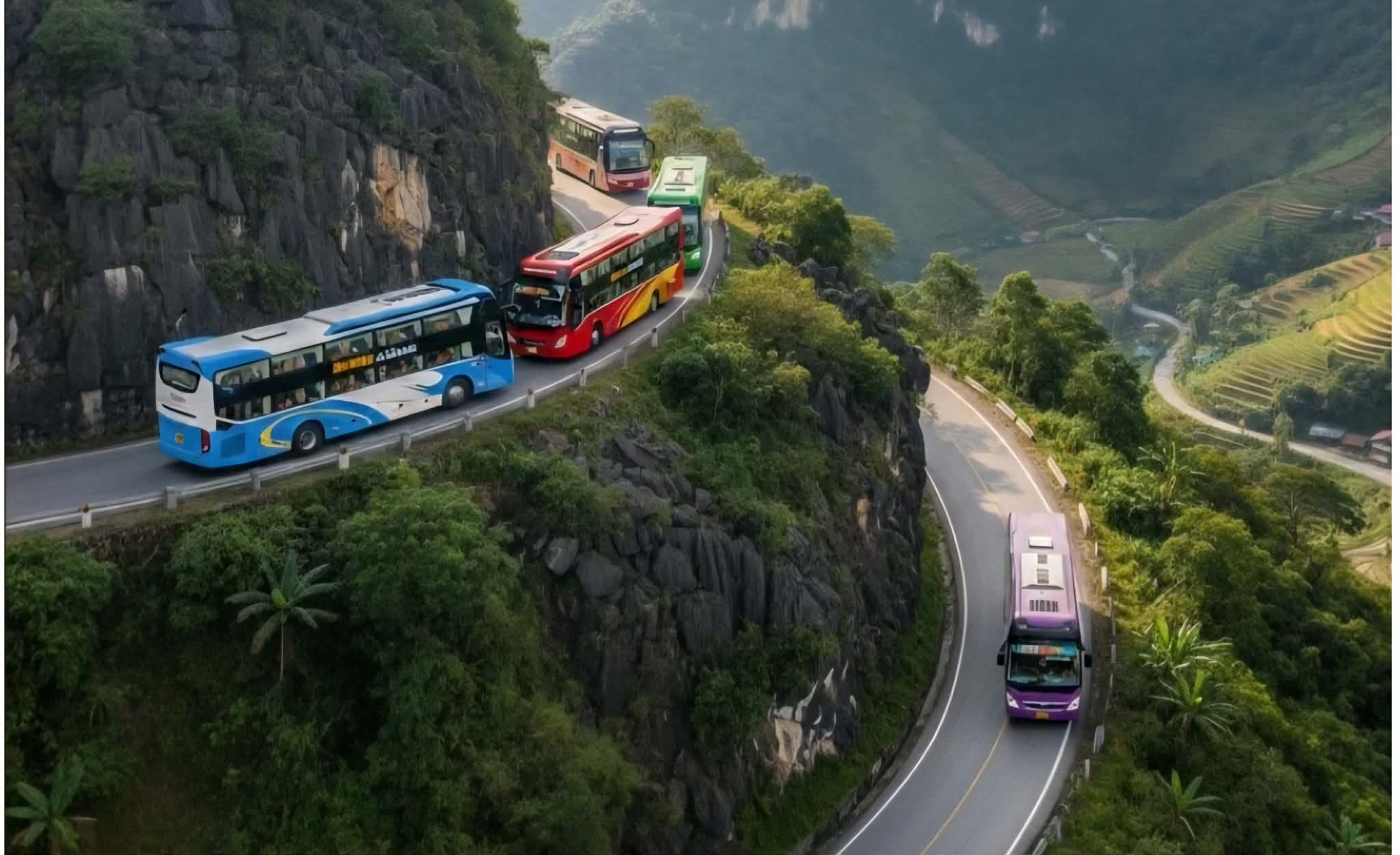 CSGT l&aacute;i xe giường nằm 2 tầng để đ&aacute;nh gi&aacute; an to&agrave;n tr&ecirc;n đường đ&egrave;o - Ảnh 1.