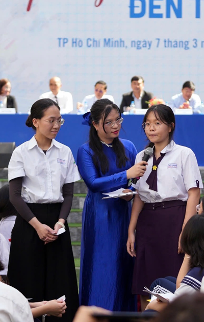 "Đưa trường học đến thí sinh" lần thứ 25 - năm 2026: Chọn đúng ngành để góp sức cho địa phương - Ảnh 2.