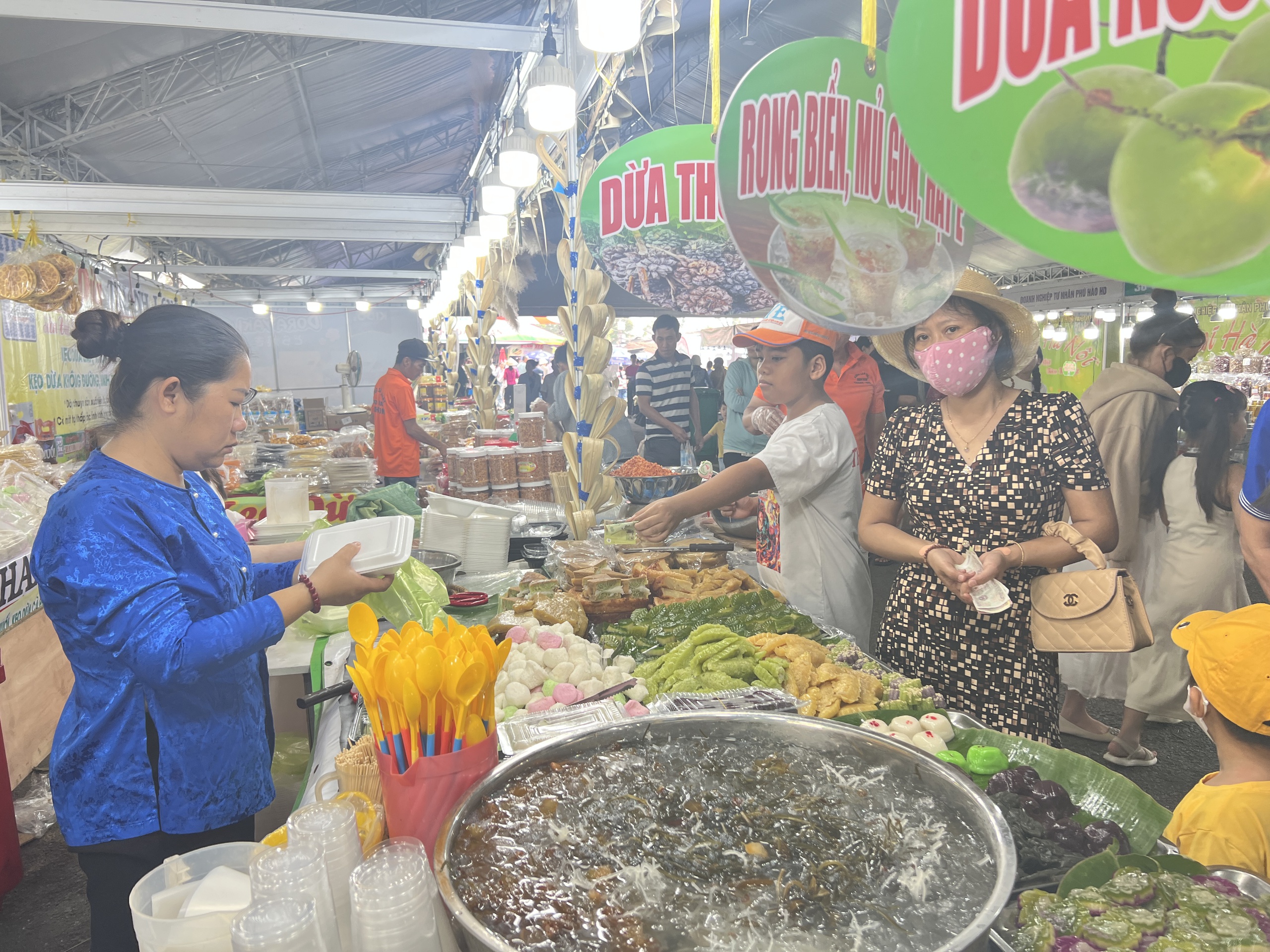 Lễ hội bánh dân gian Nam Bộ 2026: Tác phẩm bản đồ Việt Nam từ bánh pía - Ảnh 1.