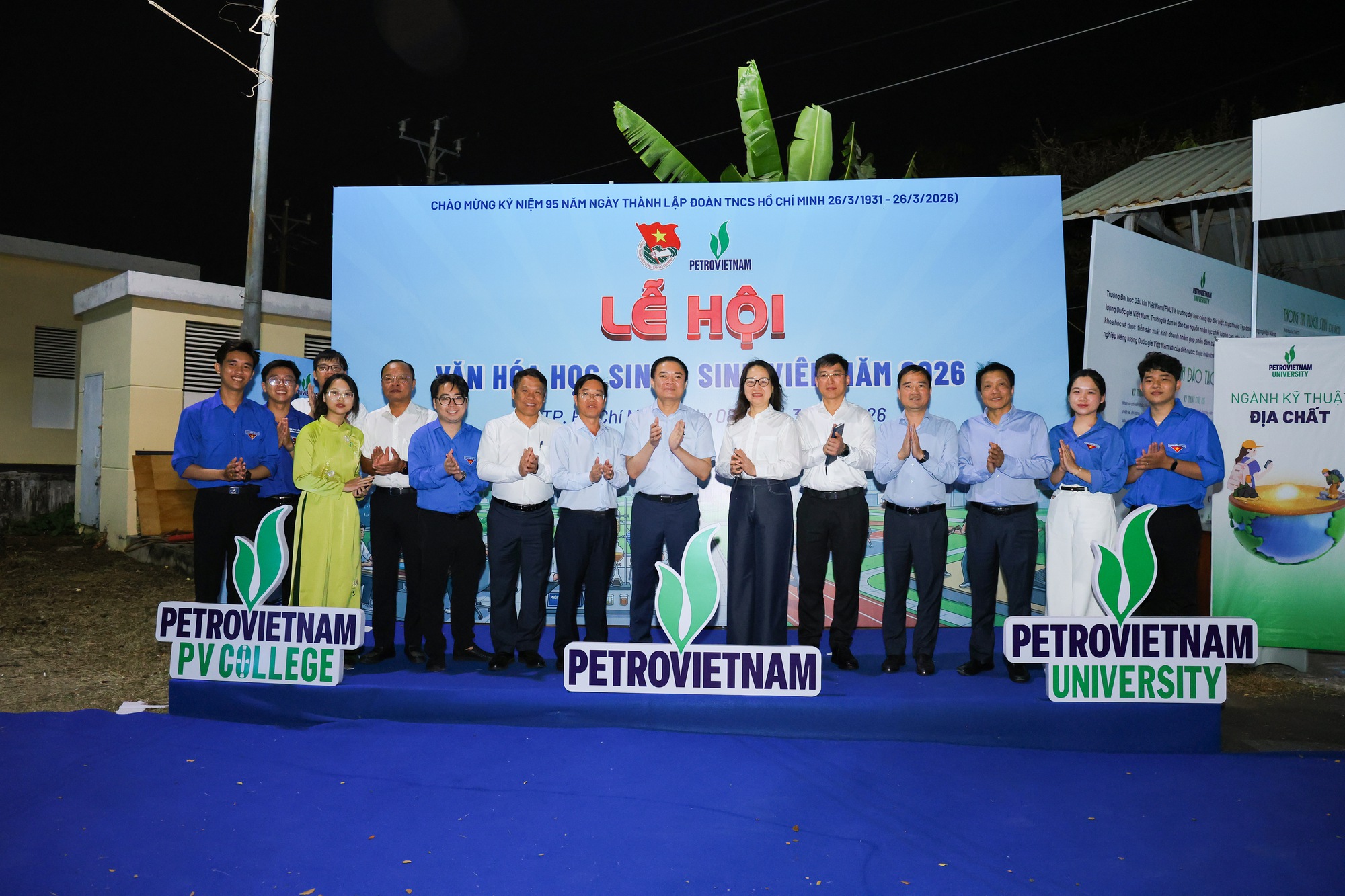 Ng&agrave;y hội kết nối học sinh với ng&agrave;nh năng lượng tương lai - Ảnh 2.