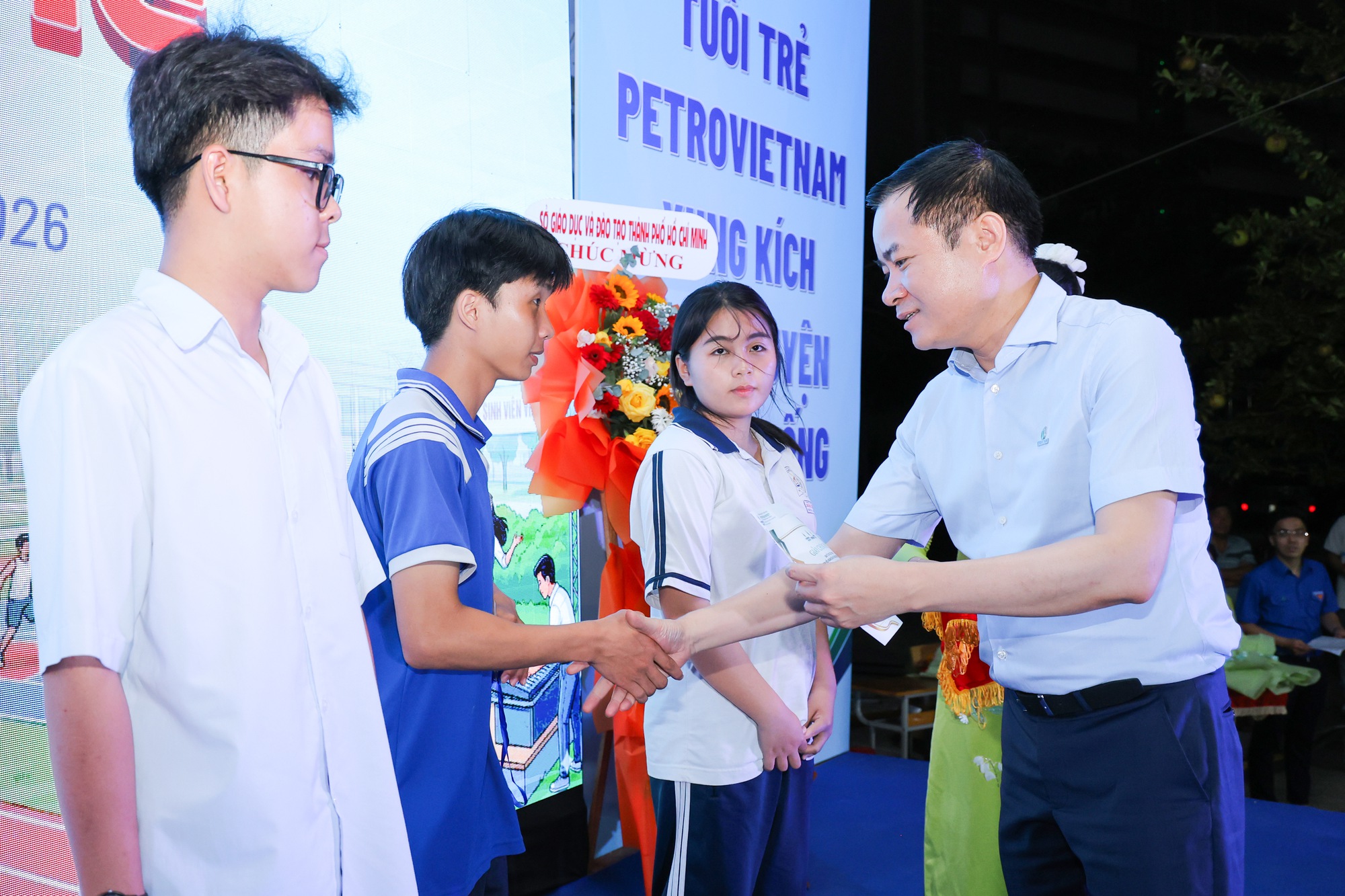 Ng&agrave;y hội kết nối học sinh với ng&agrave;nh năng lượng tương lai - Ảnh 5.