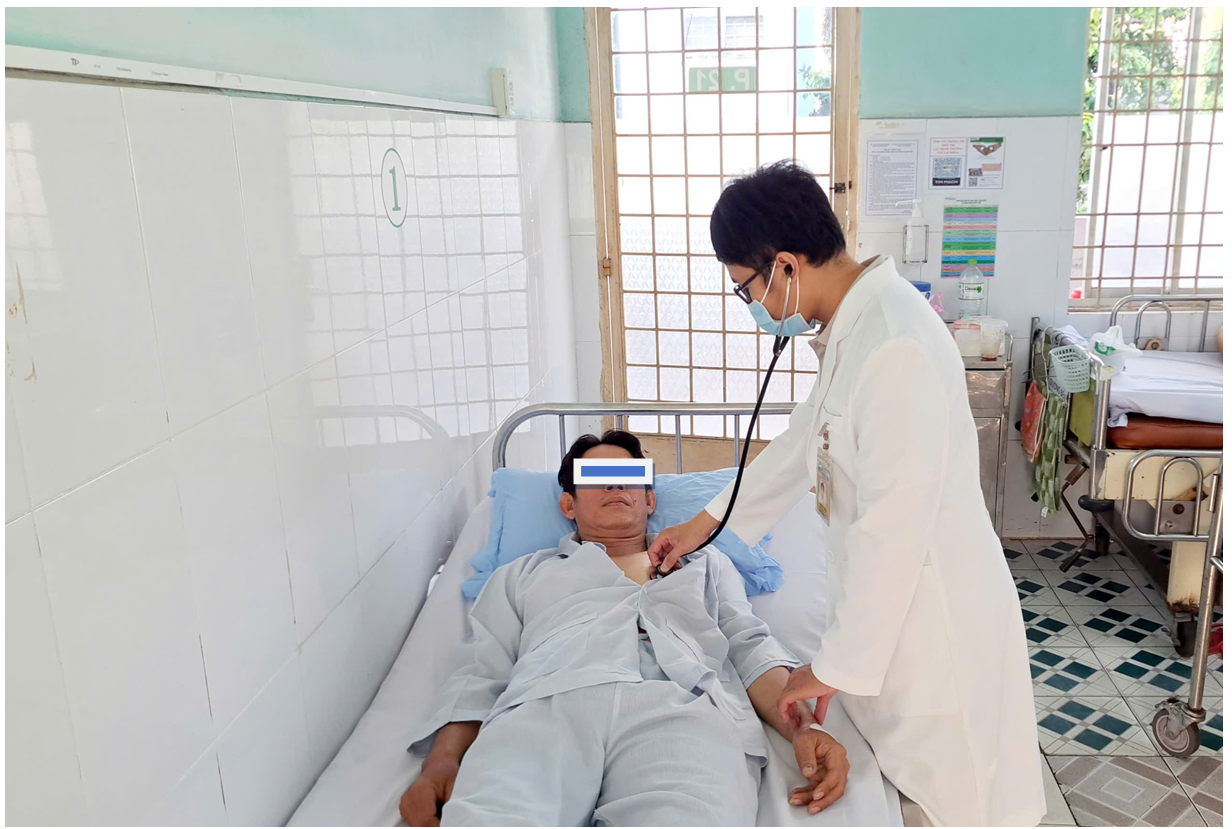 Cứu sống một bệnh nh&acirc;n bị nhồi m&aacute;u cơ tim sau khi bị điện giật - Ảnh 2.