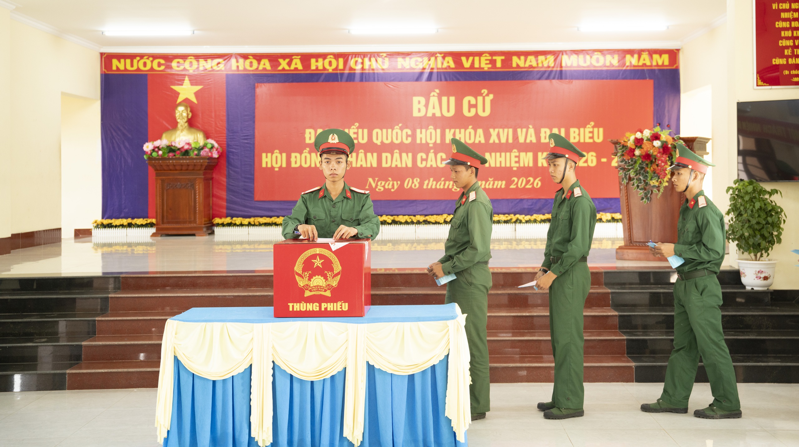Cử tri Thổ Châu nô nức bầu cử sớm đại biểu Quốc hội năm 2026 - Ảnh 19.