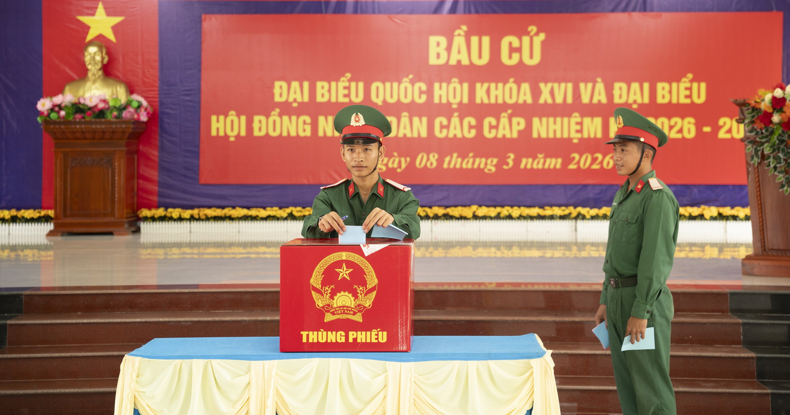 Cử tri Thổ Châu nô nức bầu cử sớm đại biểu Quốc hội năm 2026 - Ảnh 20.