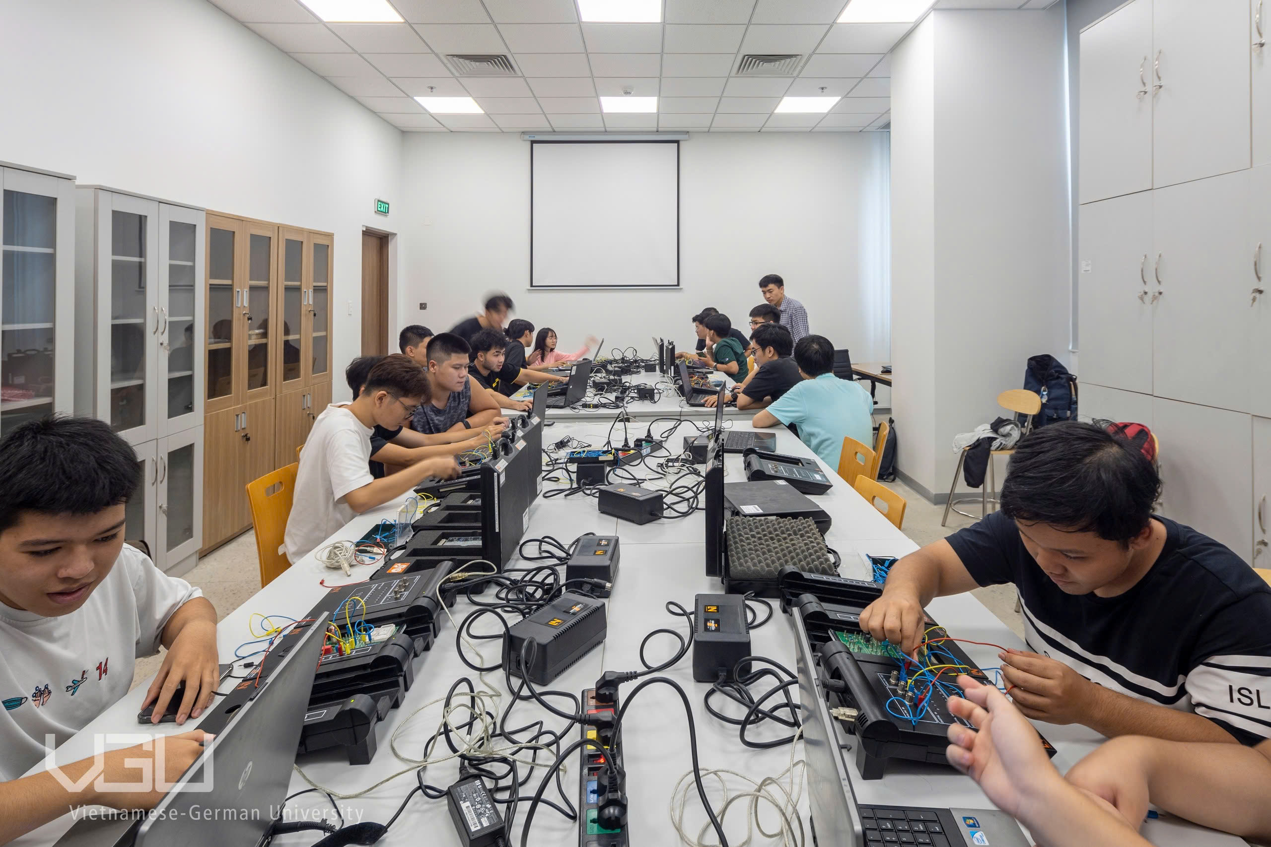 Nhiều trường đại học tăng học ph&iacute; năm 2026 - 2027: Cập nhật mới nhất - Ảnh 1.