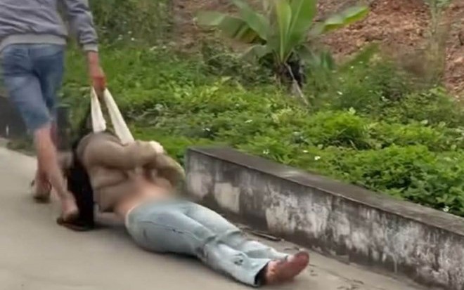 Công an xác minh clip cô gái bị người đàn ông kéo lê trên đường