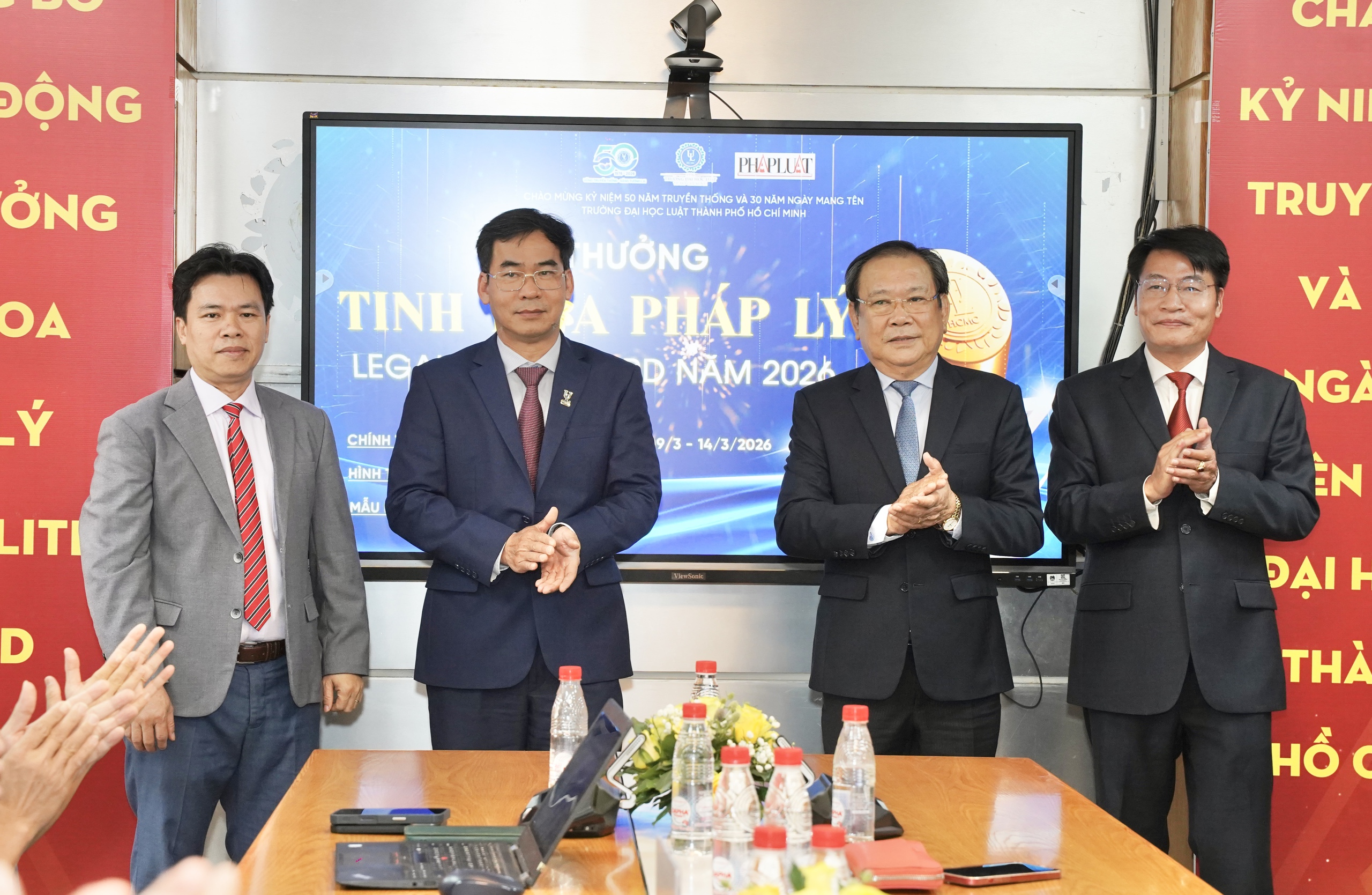 Lần đầu ra mắt Giải thưởng "Tinh hoa Pháp lý - Legal Elite Award" - Ảnh 1.