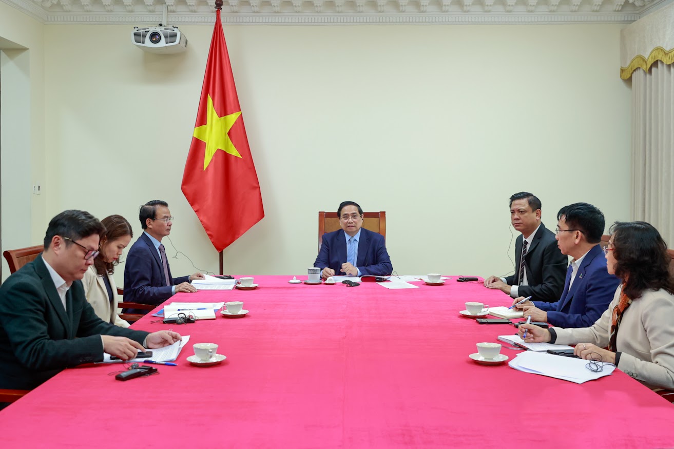 Thủ tướng Phạm Minh Ch&iacute;nh điện đ&agrave;m với Thủ tướng Kuwait: Nhất tr&iacute; xem x&eacute;t tiếp tục cung ứng dầu th&ocirc; - Ảnh 2.