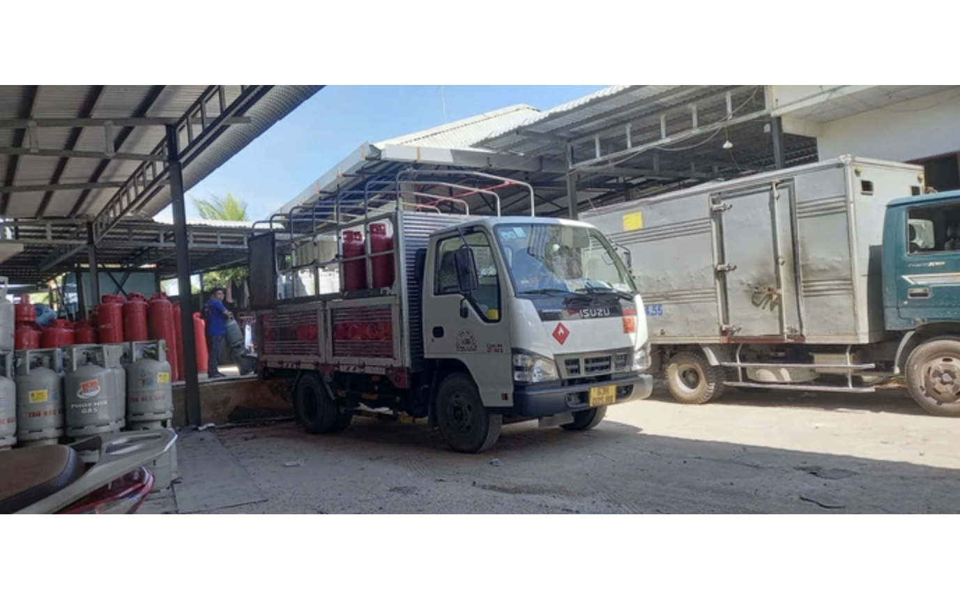 Găm hàng gas, xăng dầu, chủ cửa hàng bị xử lý ra sao?