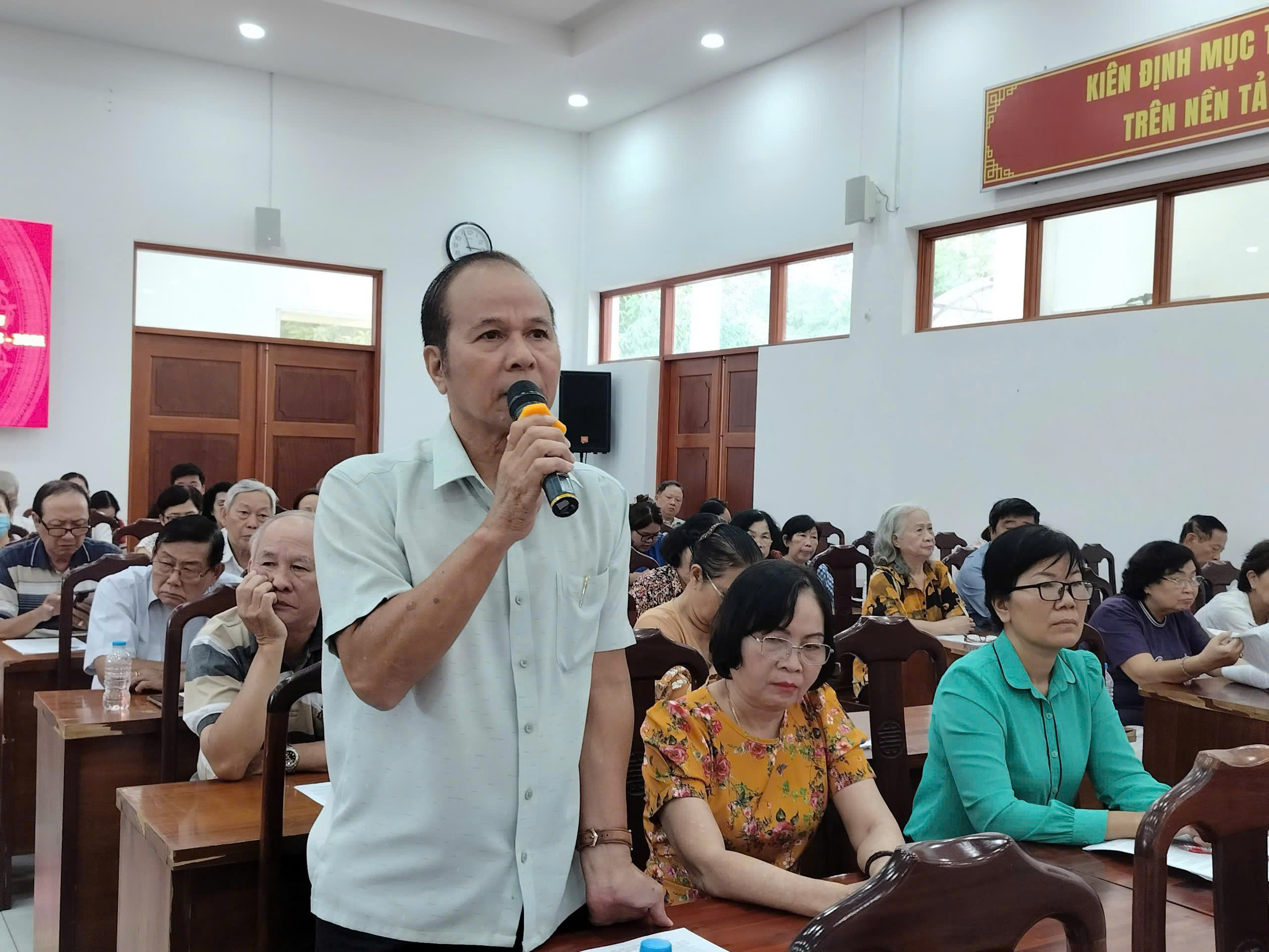 Cử tri phường Chợ Lớn mong đảm bảo an sinh, x&acirc;y dựng th&agrave;nh phố kh&ocirc;ng ma t&uacute;y - Ảnh 4.