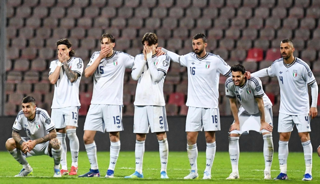 Ý lại "ngồi nhà" xem World Cup - Ảnh 1.