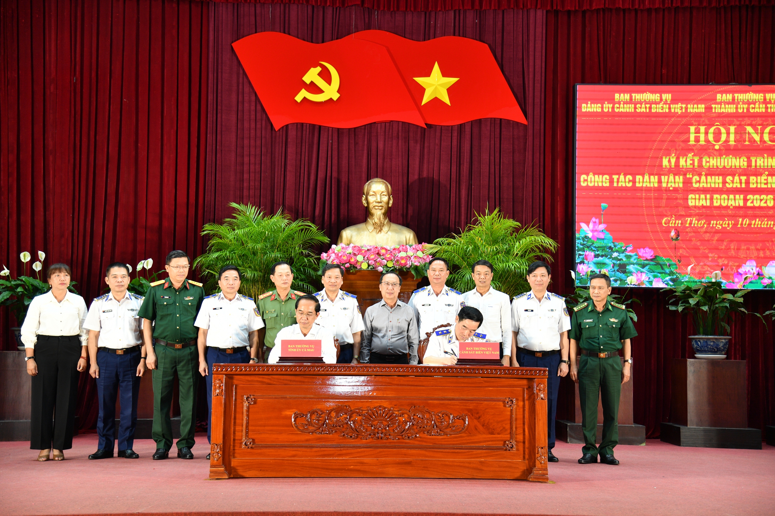 Cảnh s&aacute;t biển Việt Nam phối hợp với c&aacute;c tỉnh, th&agrave;nh ĐBSCL chăm lo cho ngư d&acirc;n - Ảnh 8.