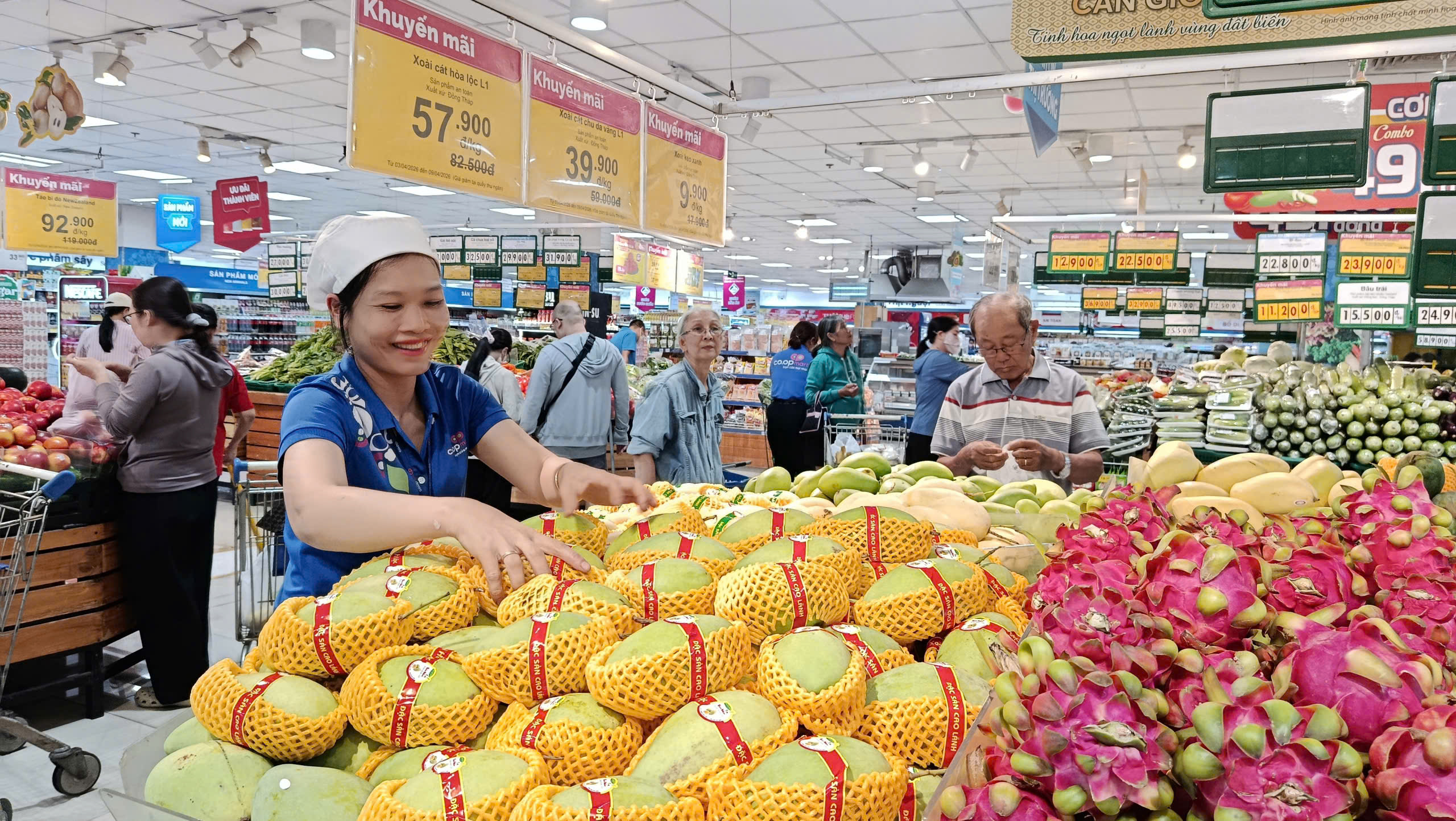 Hưởng ứng Ng&agrave;y Hợp t&aacute;c x&atilde; Việt Nam, Saigon Co.op đẩy mạnh ti&ecirc;u thụ h&agrave;ng OCOP - Ảnh 1.