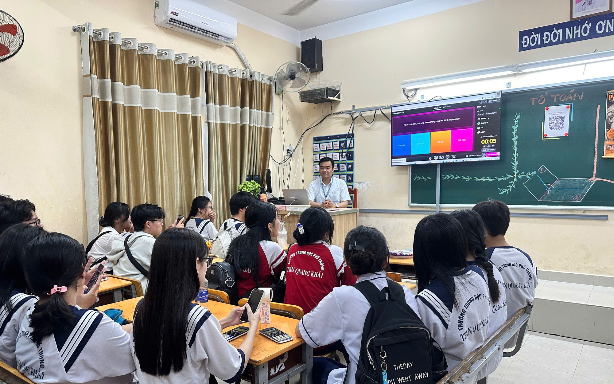 Sở GD-ĐT TPHCM thông báo chi tiết điều kiện, thời gian nộp hồ sơ tuyển thẳng lớp 10 năm 2026