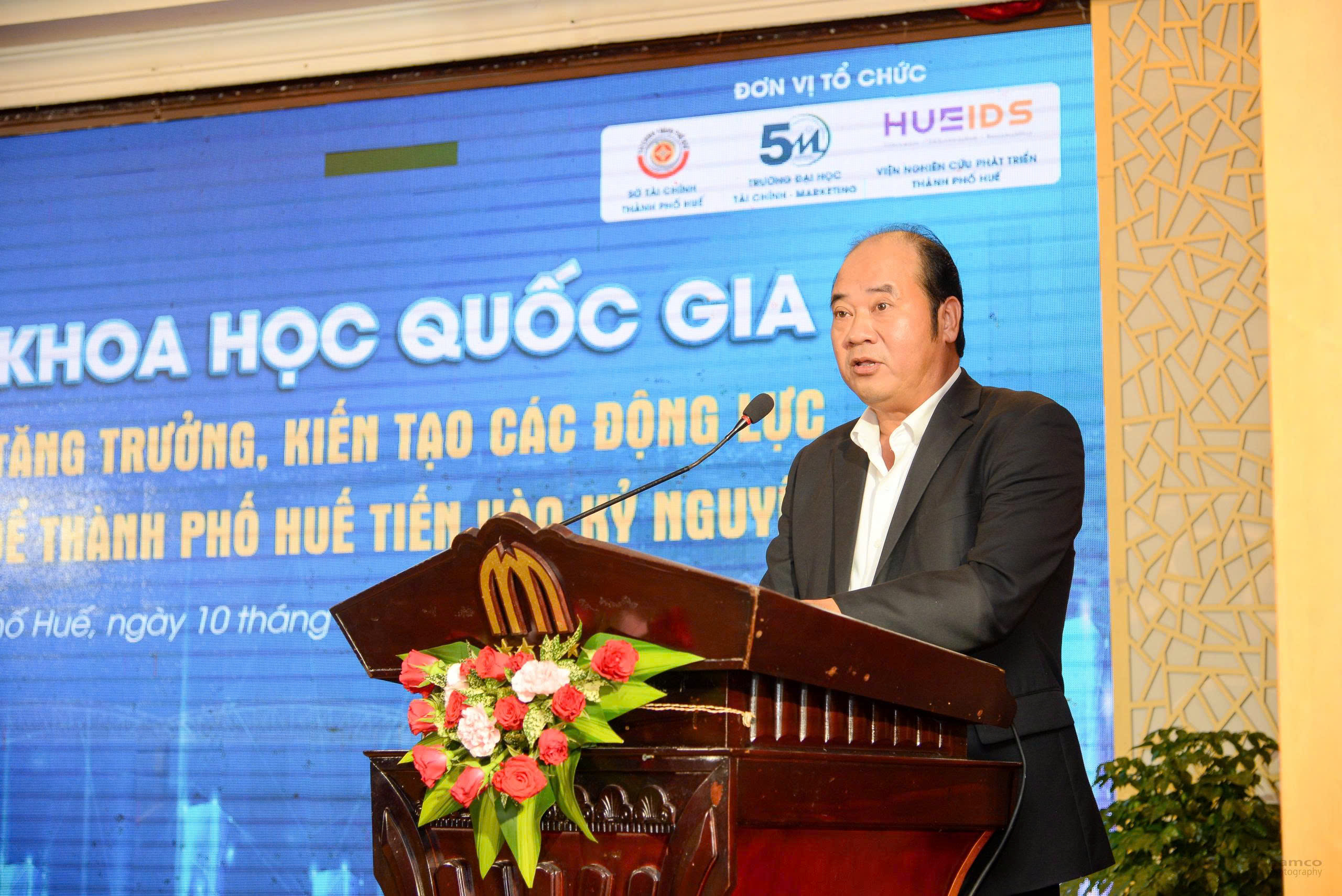 Vượt qua "cái bóng" của du lịch truyền thống, Huế tìm động lực tăng trưởng mới - Ảnh 1.