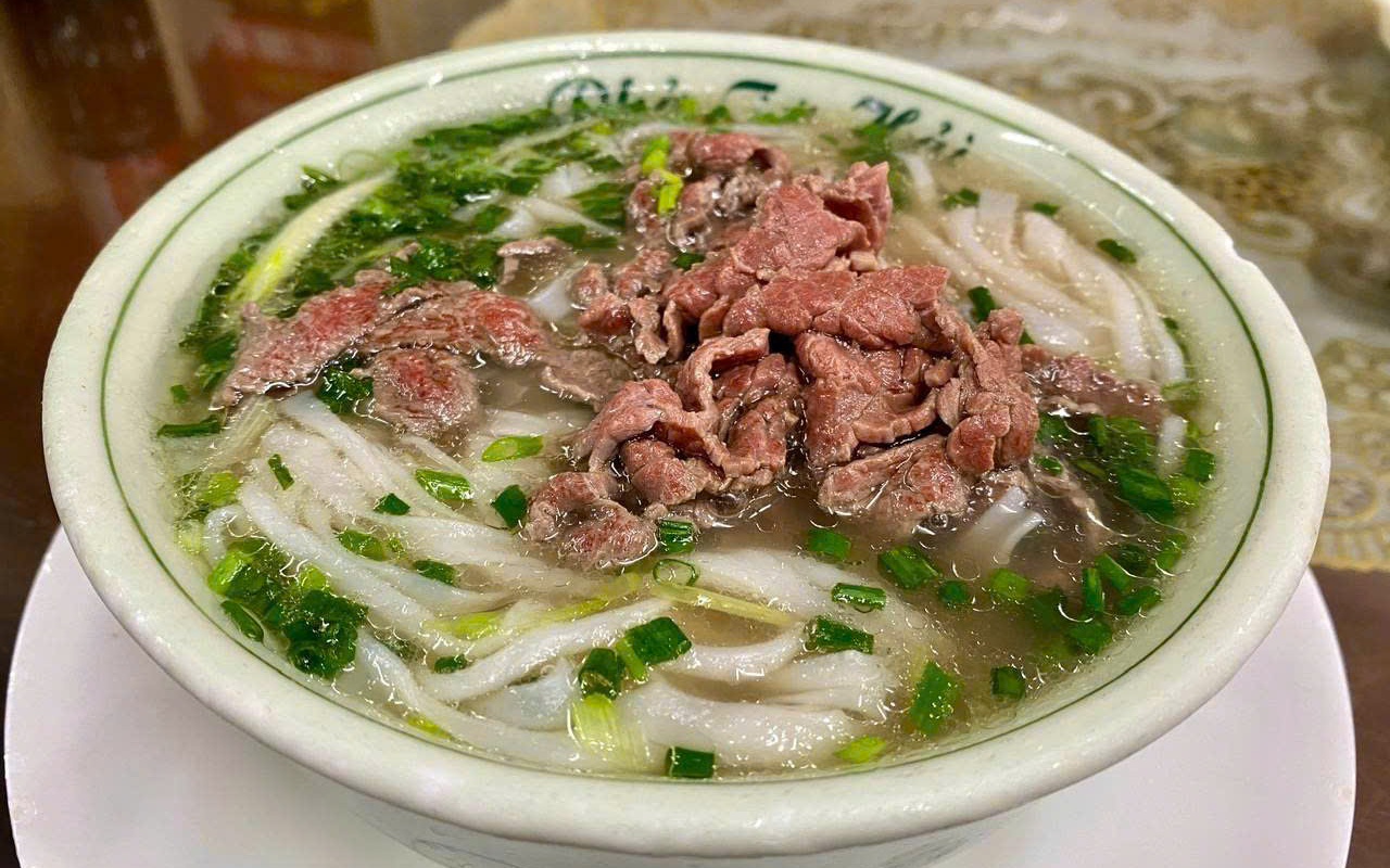 Thi thiết kế mẫu đồ họa kỷ niệm 50 năm quan hệ Việt Nam - UNESCO - Ảnh 2.
