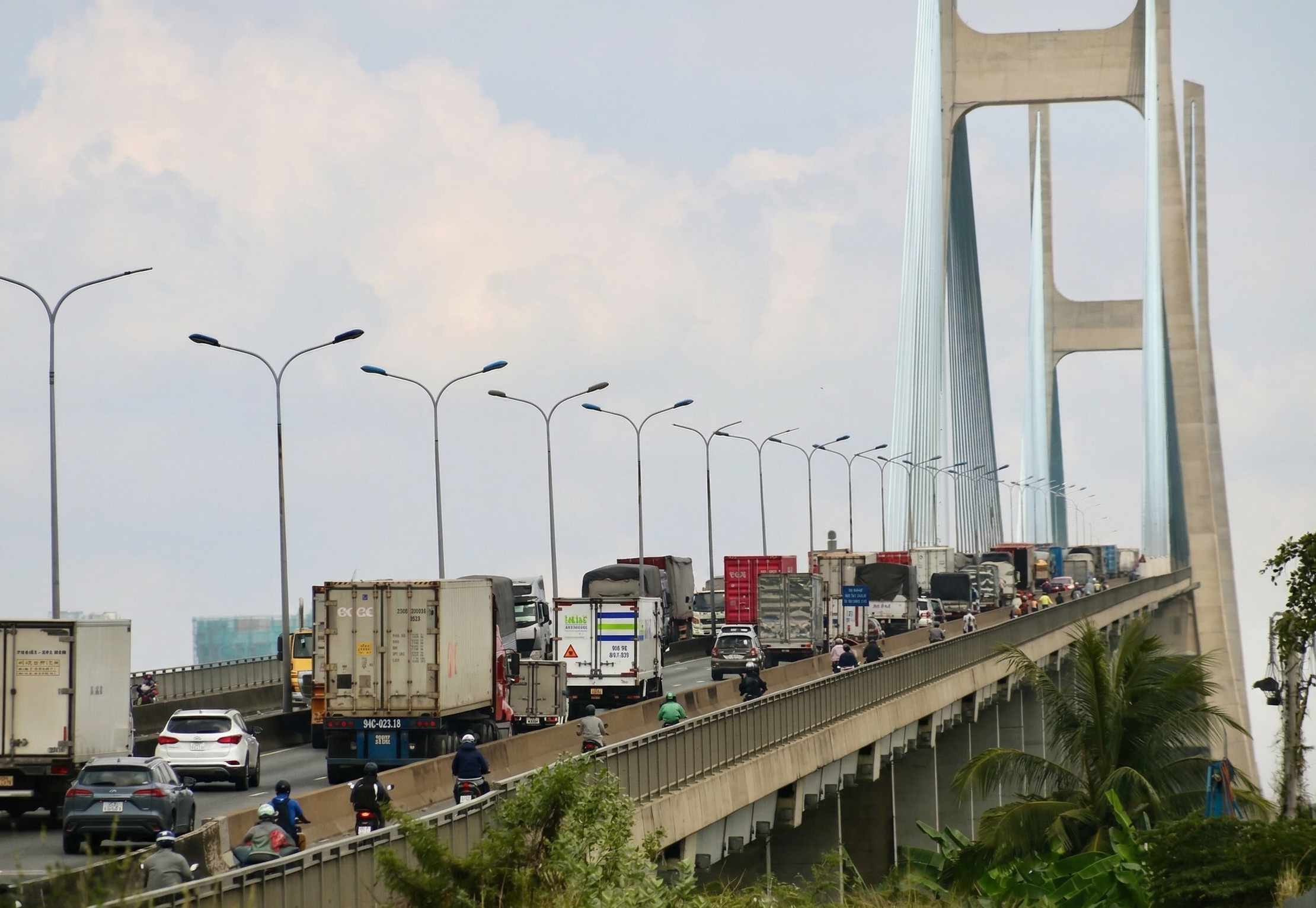 Thi thể sinh vi&ecirc;n TPHCM mất t&iacute;ch được t&igrave;m thấy dưới ch&acirc;n cầu Ph&uacute; Mỹ - Ảnh 1.