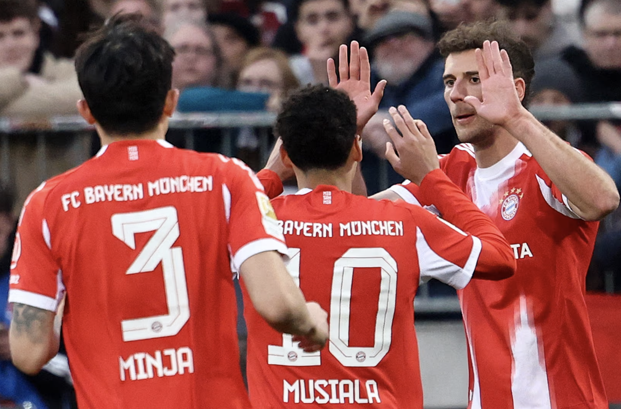 Bayern Munich dội mưa bàn thắng trước St.Pauli, xô đổ kỷ lục 54 năm Bundesliga - Ảnh 3.