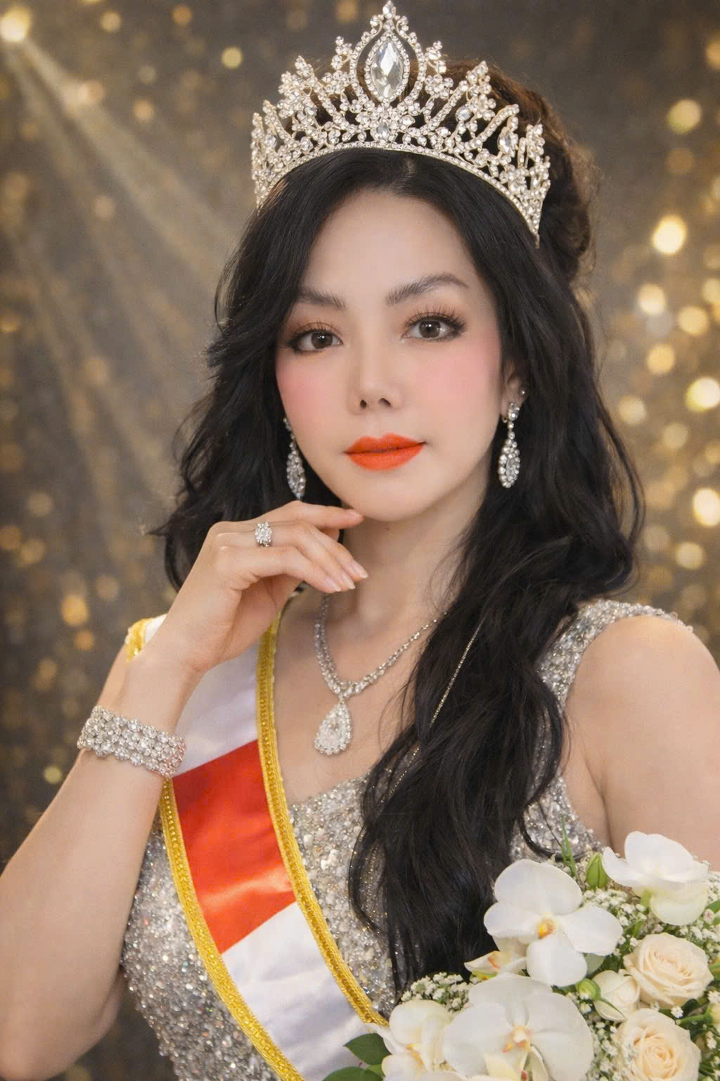 Ca nhạc sĩ Cindy Trần ra mắt 3 MV mới - Ảnh 4.