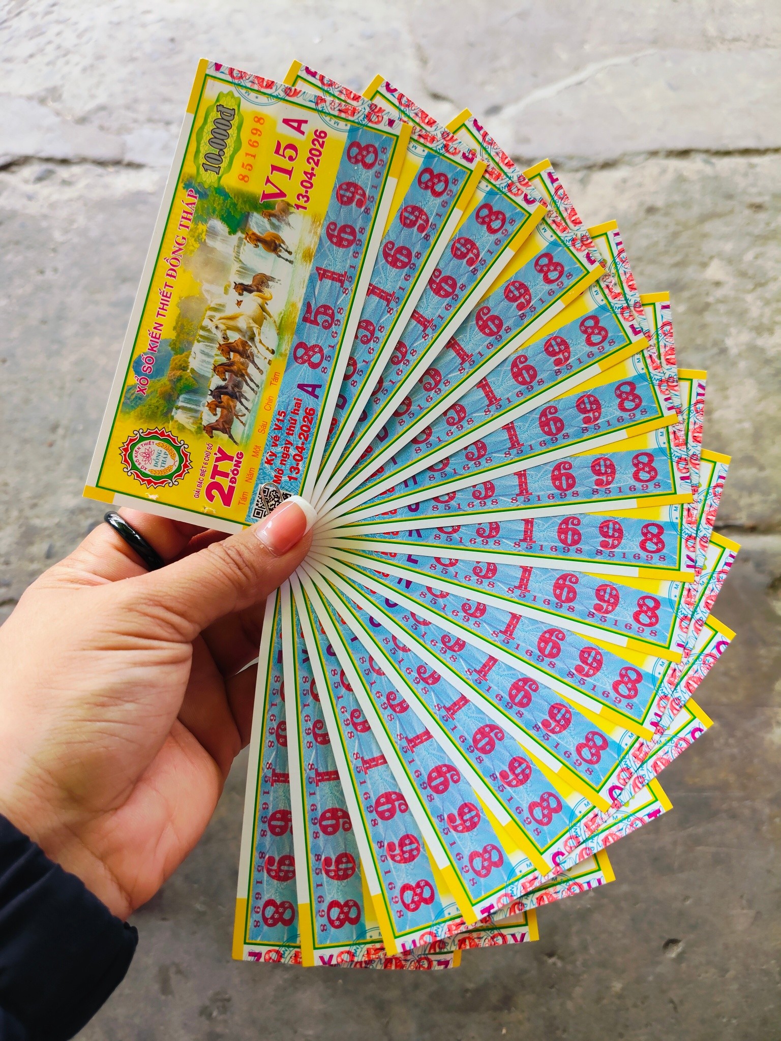 S&aacute;ng 13-4, lộ diện nơi tr&uacute;ng 160 v&eacute; xổ số miền Nam - Ảnh 6.