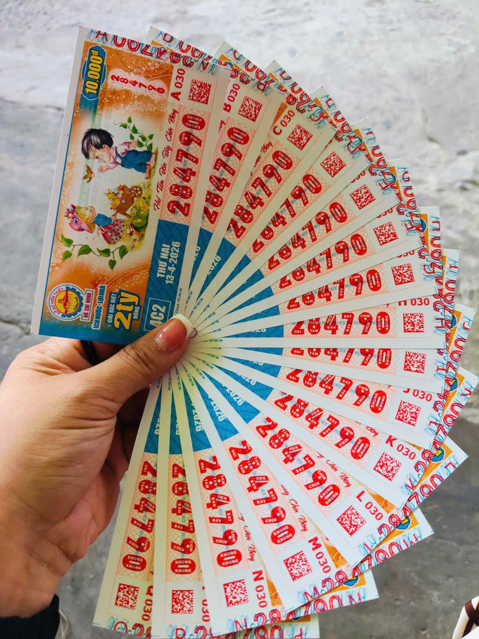 S&aacute;ng 13-4, lộ diện nơi tr&uacute;ng 160 v&eacute; xổ số miền Nam - Ảnh 5.