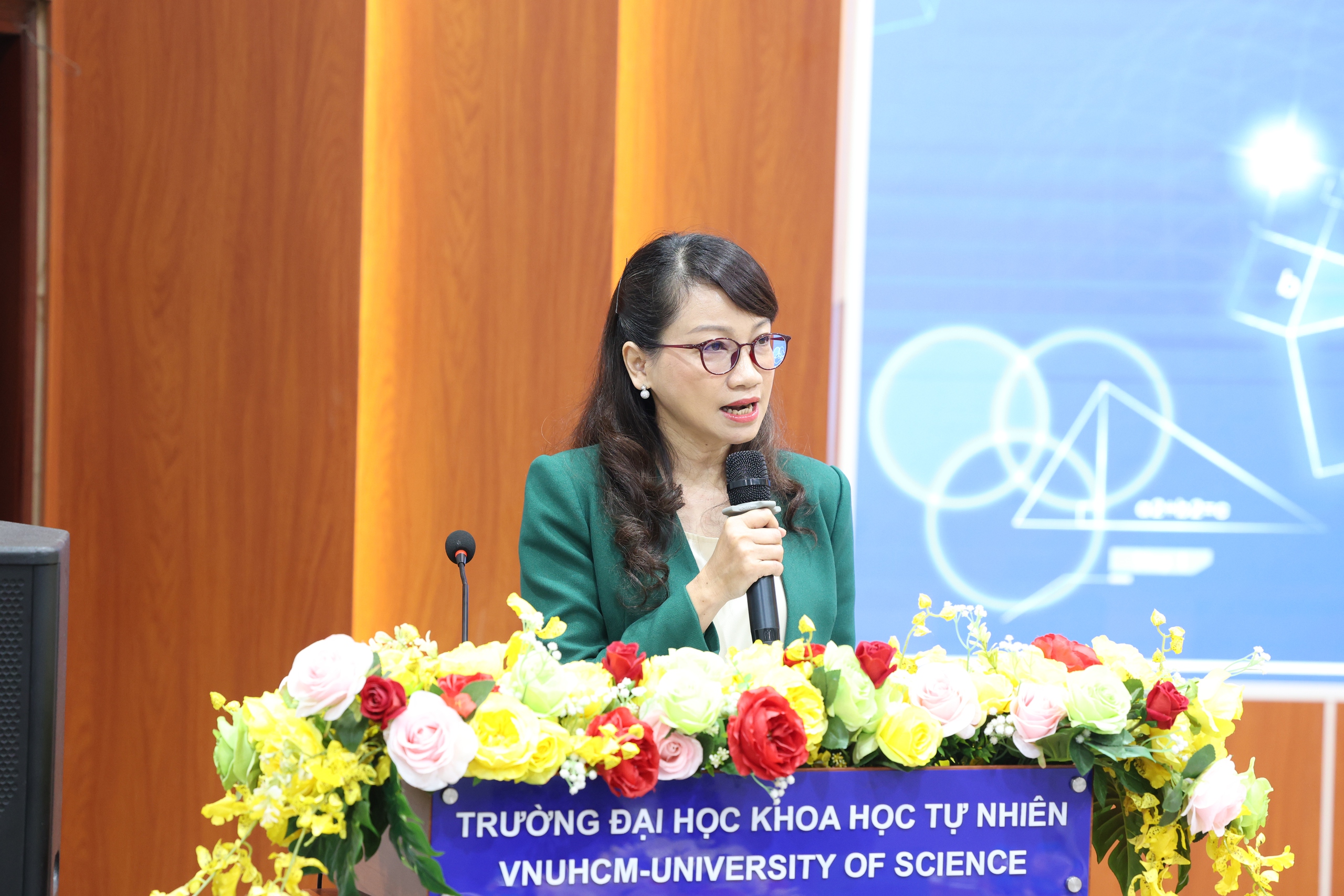 ĐHQG-HCM đặt mục tiêu Toán học vào top 100 ĐH thế giới - Ảnh 3.
