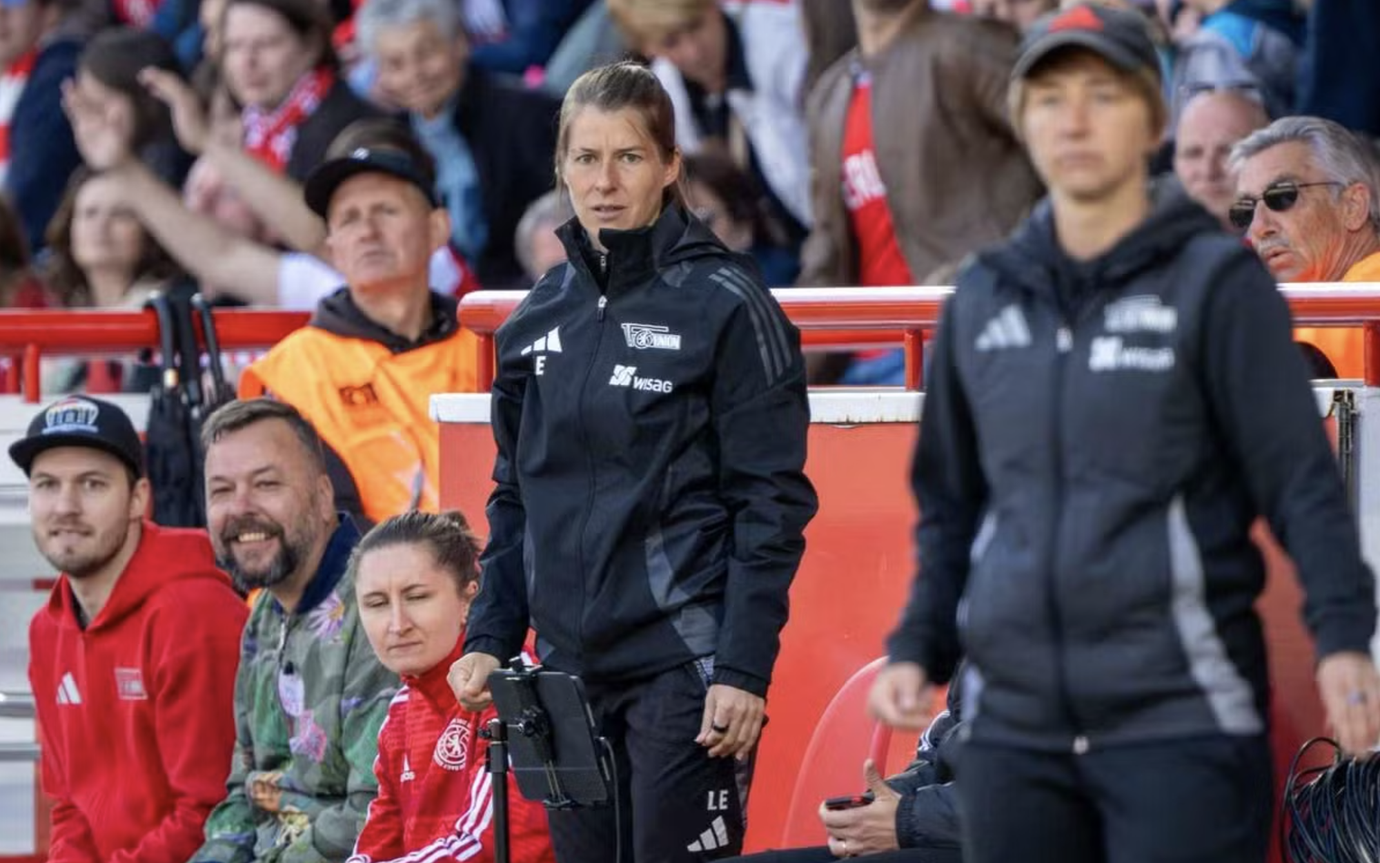 Lạ lùng Bundesliga: Union Berlin trao ghế nóng cho nữ HLV