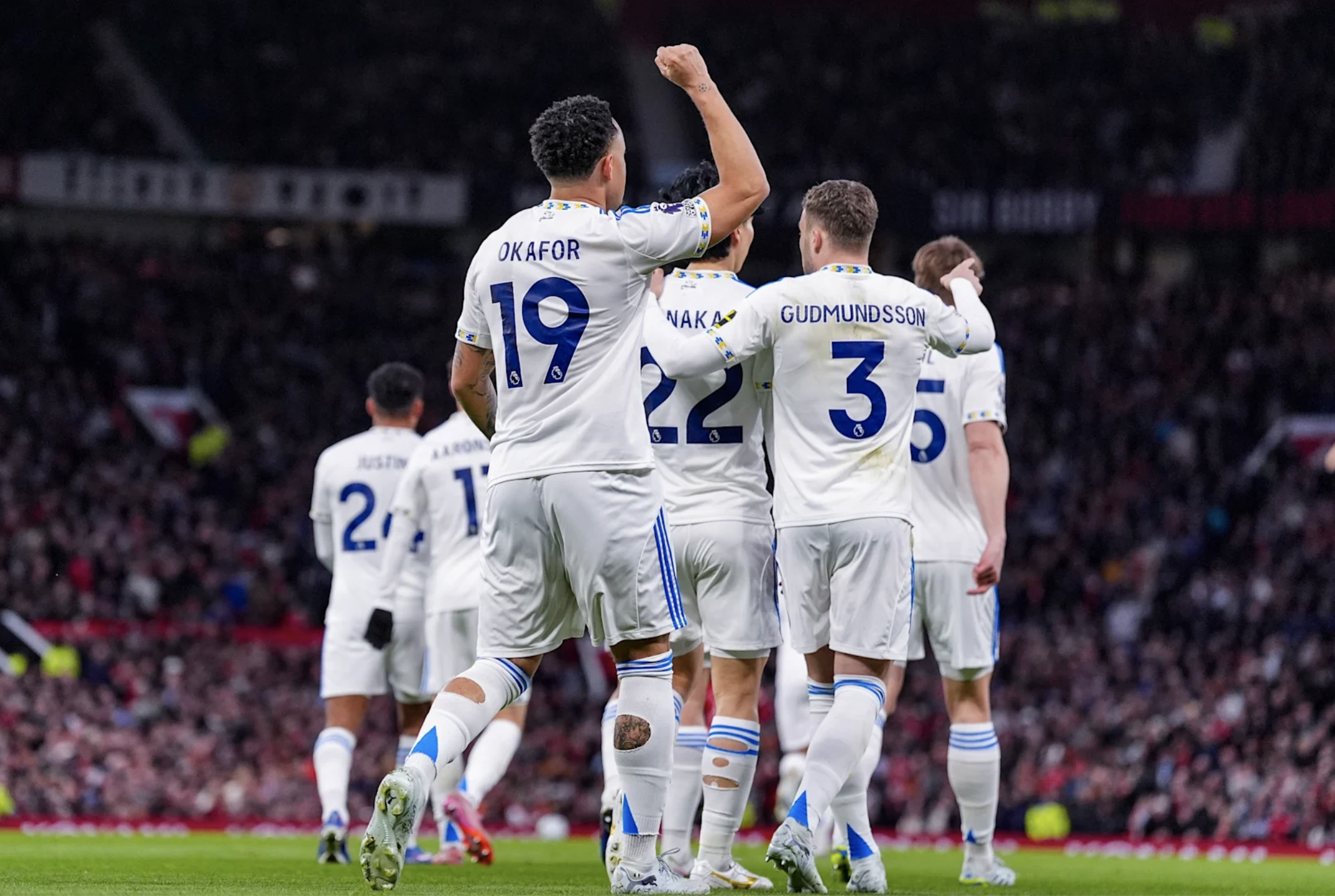 Tạo địa chấn tại Old Trafford, Leeds United quật ngã Man United sau 45 năm - Ảnh 3.