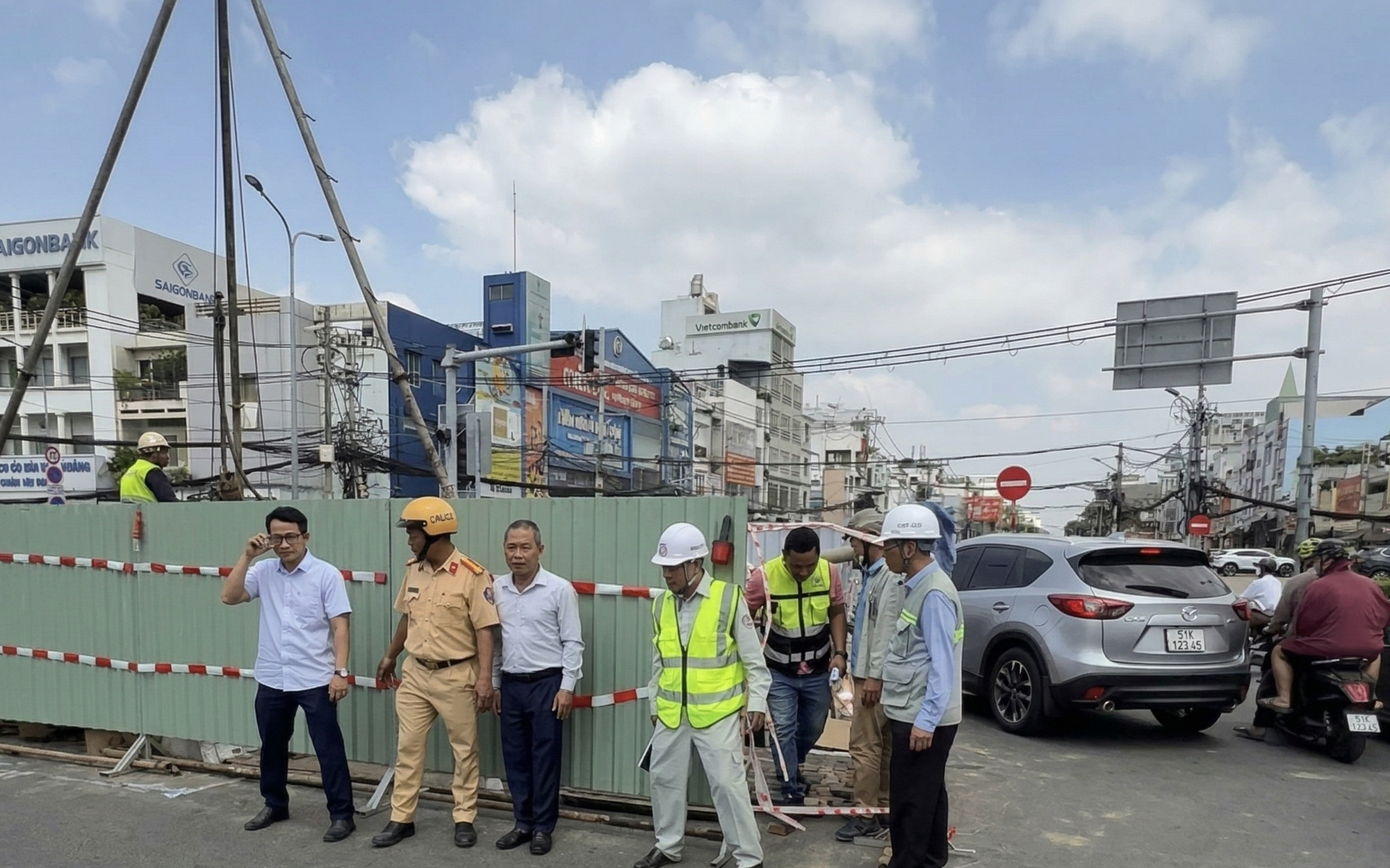 Xử phạt đơn vị thi công tuyến metro số 2 vì gây ùn tắc